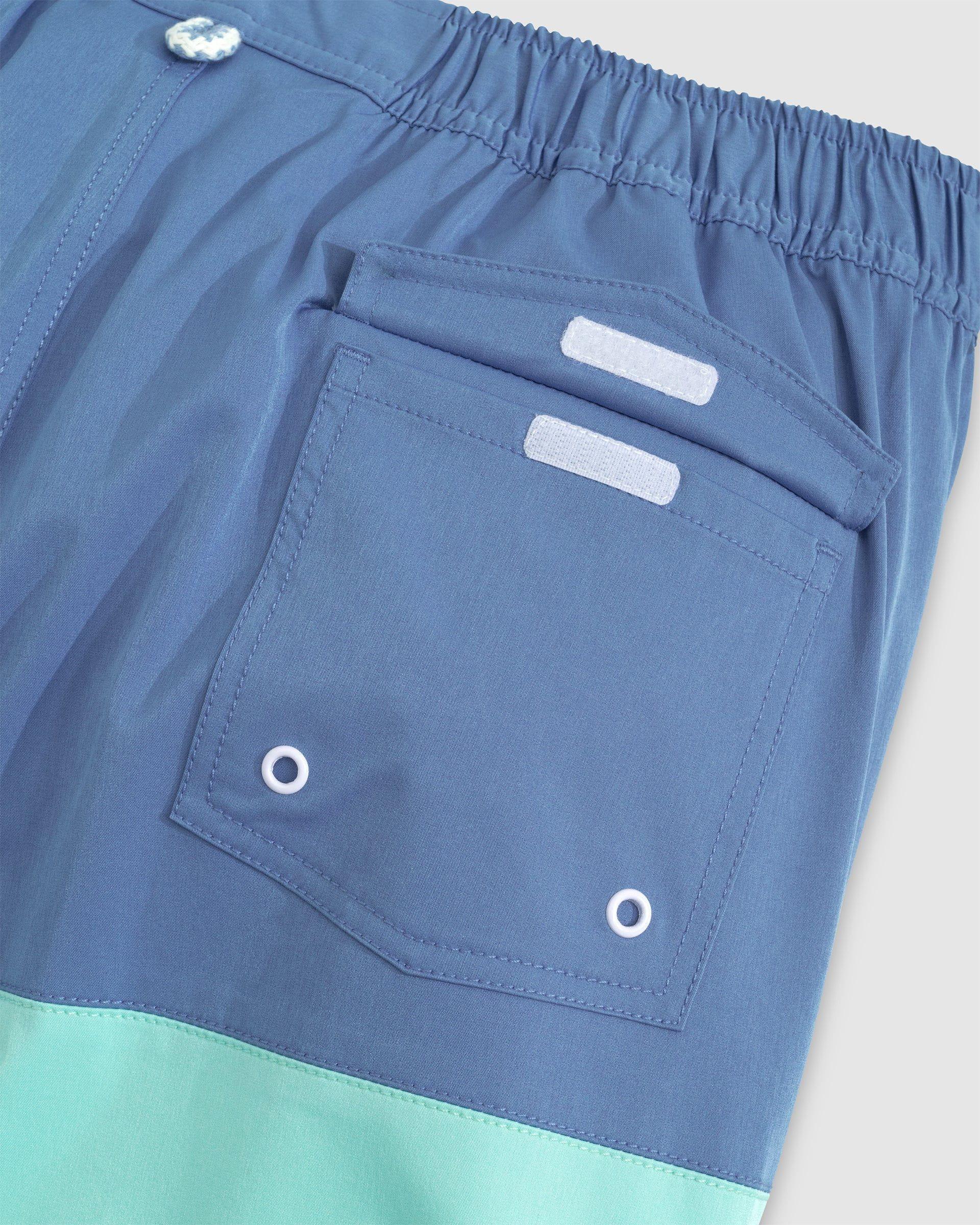 Tully Half Elastic 7" Surf Shorts - Scalloped Hem Male Product Image