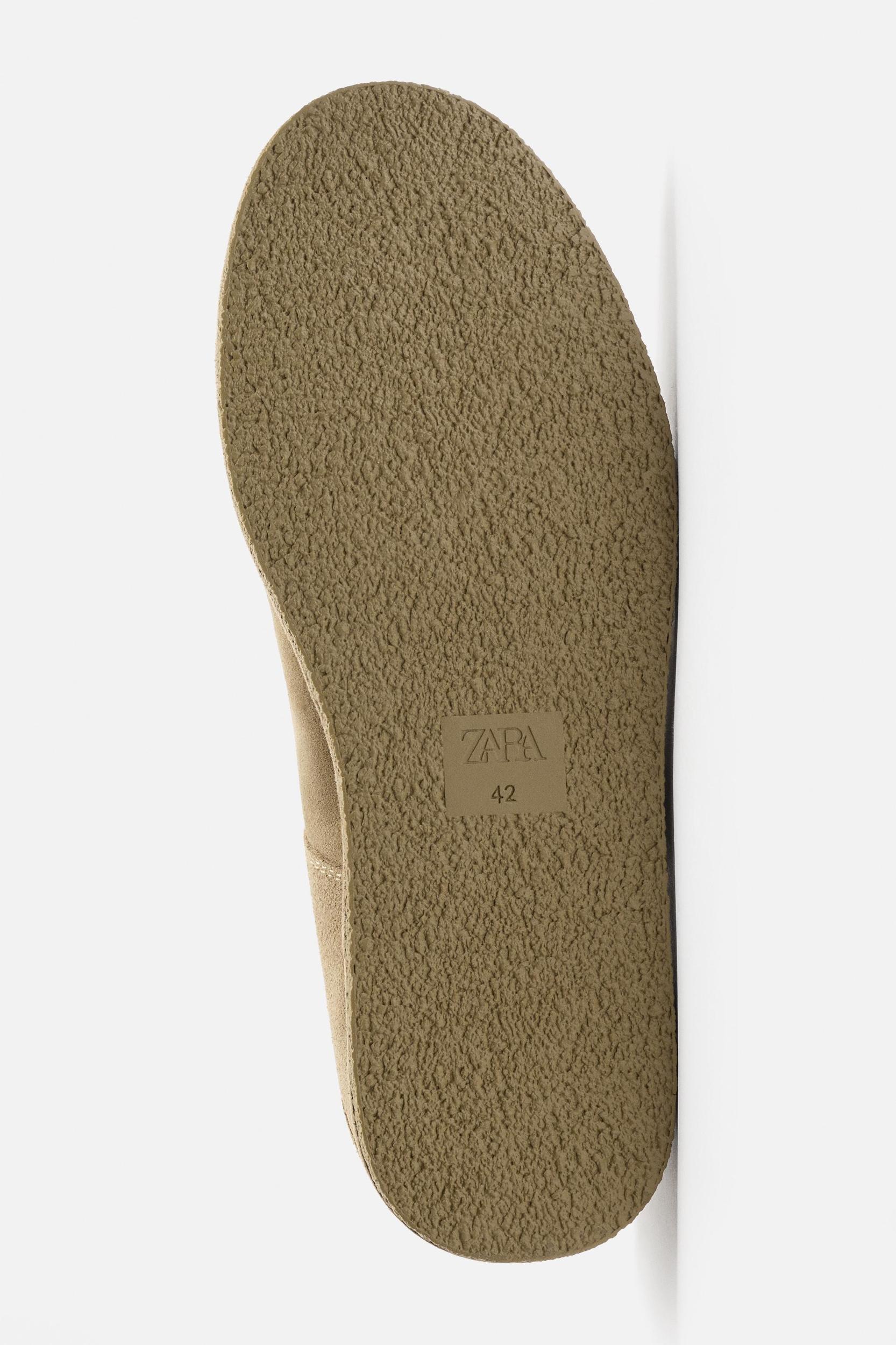 CASUAL LEATHER SHOES Product Image
