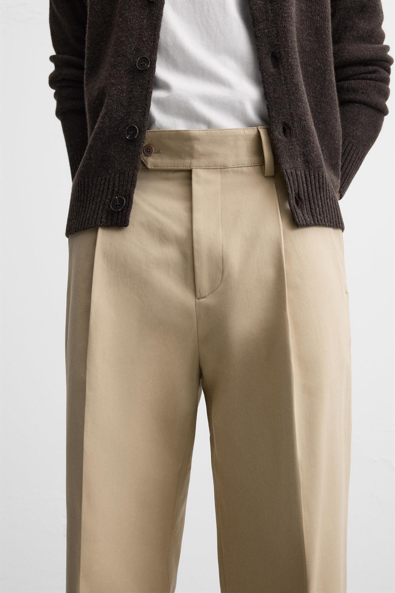 PLEATED STRAIGHT FIT PANTS Product Image