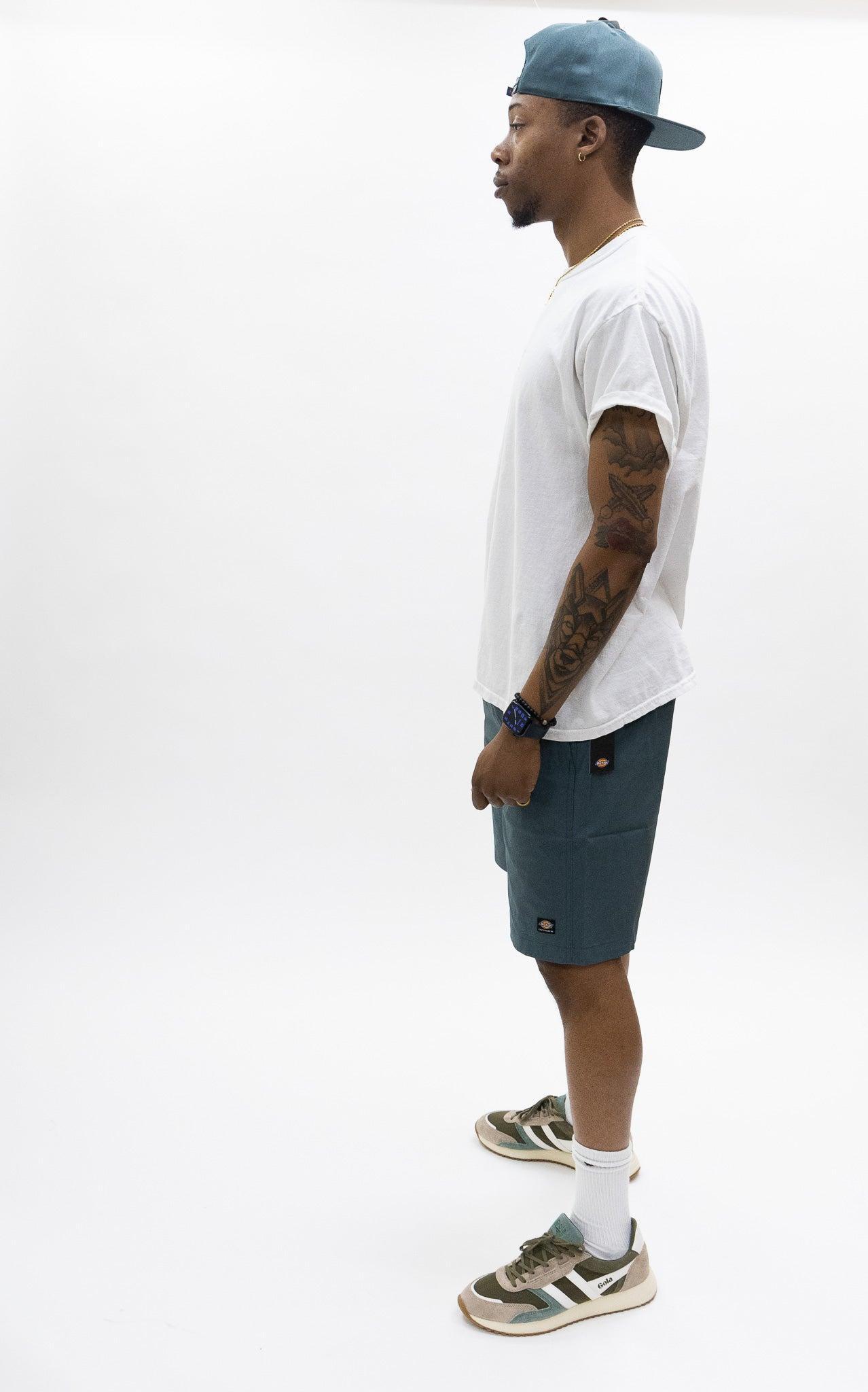 Dickies Skateboarding Grants Pass Shorts 9"- Lincoln Green Product Image