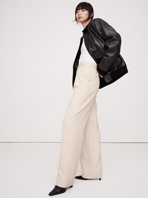 Soho High-Rise Wide-Leg Drapey Twill Pant Product Image