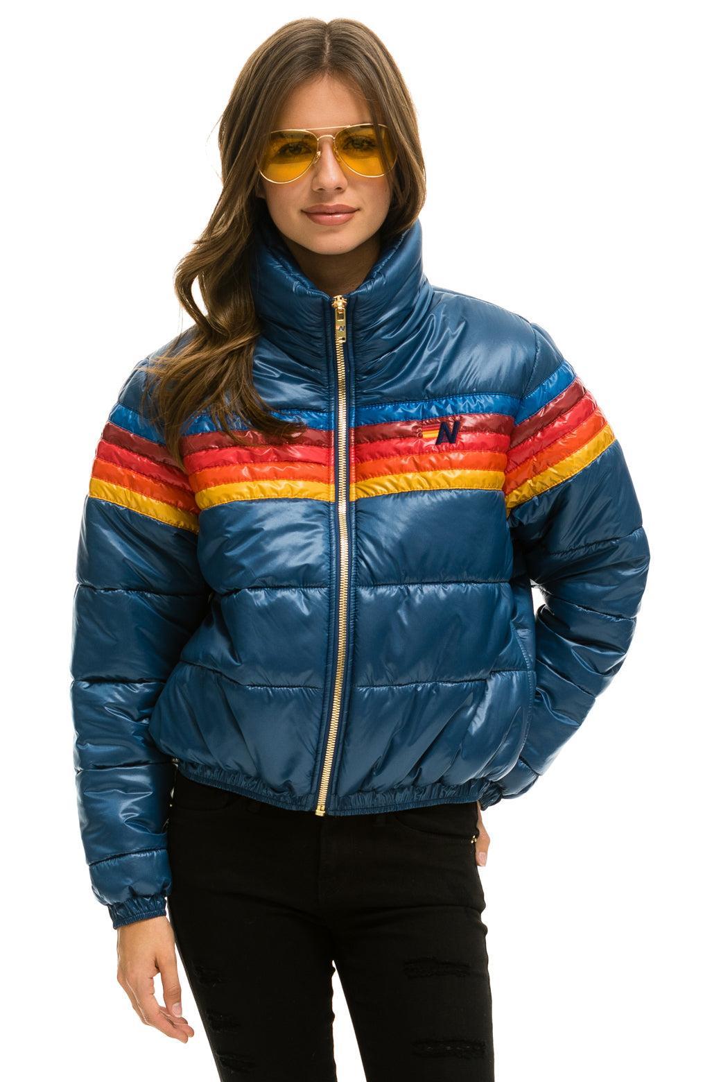 5 STRIPE LUXE APRES PUFFER JACKET - GLOSSY DARK BLUE Female Product Image