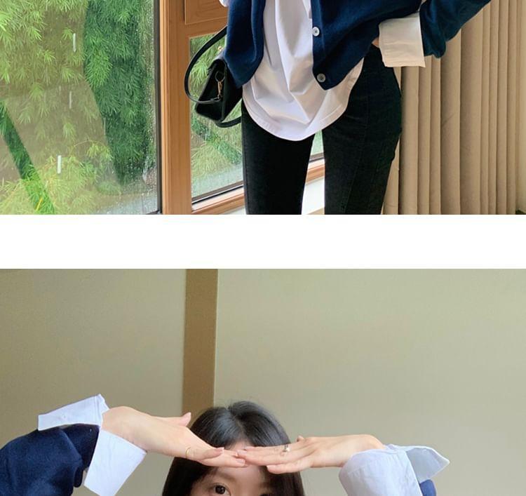 Round Neck Plain Cardigan / Long-Sleeve Round Neck Plain T-Shirt Product Image