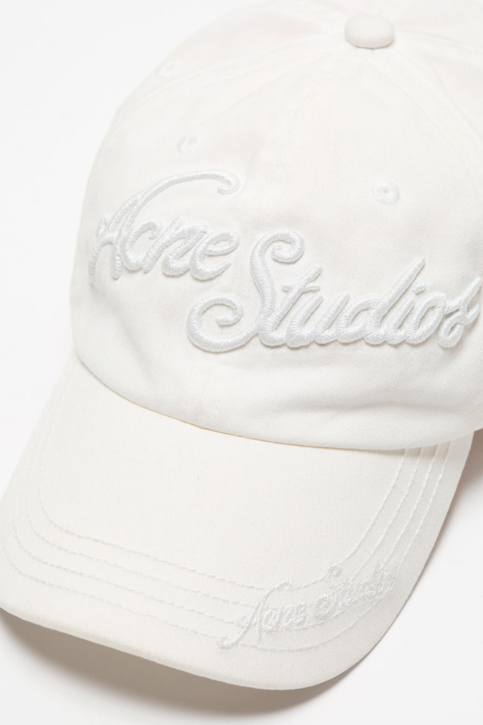 Logo cap Product Image