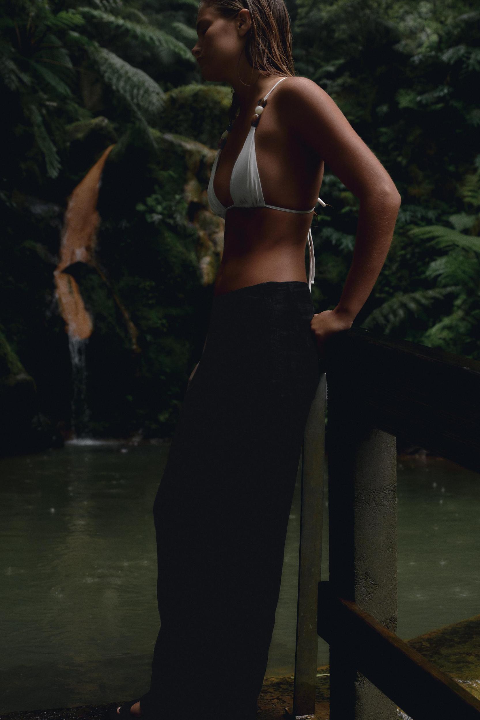 FLOWY STRAIGHT LEG PANTS Product Image