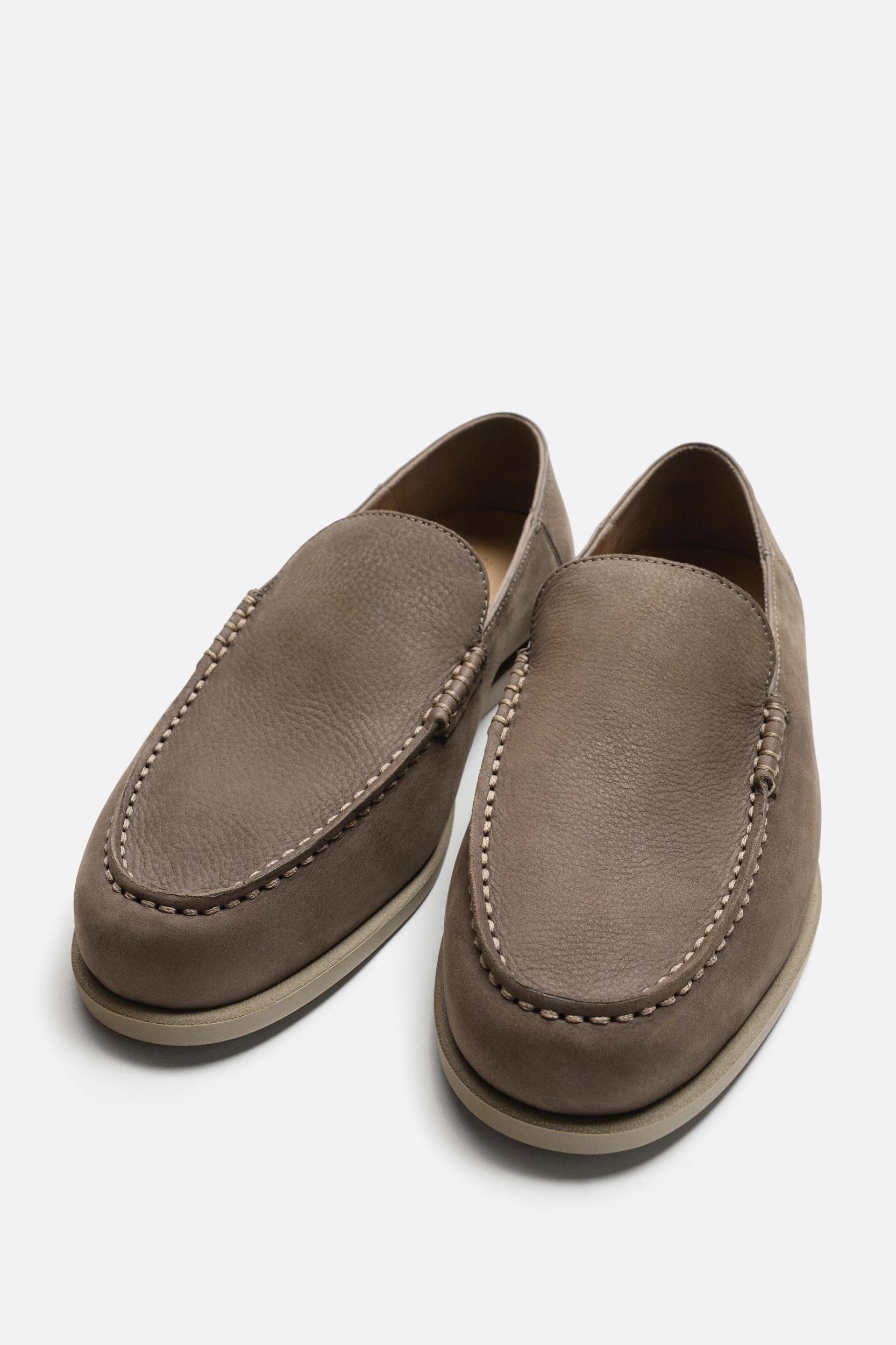 CASUAL LEATHER LOAFERS Product Image