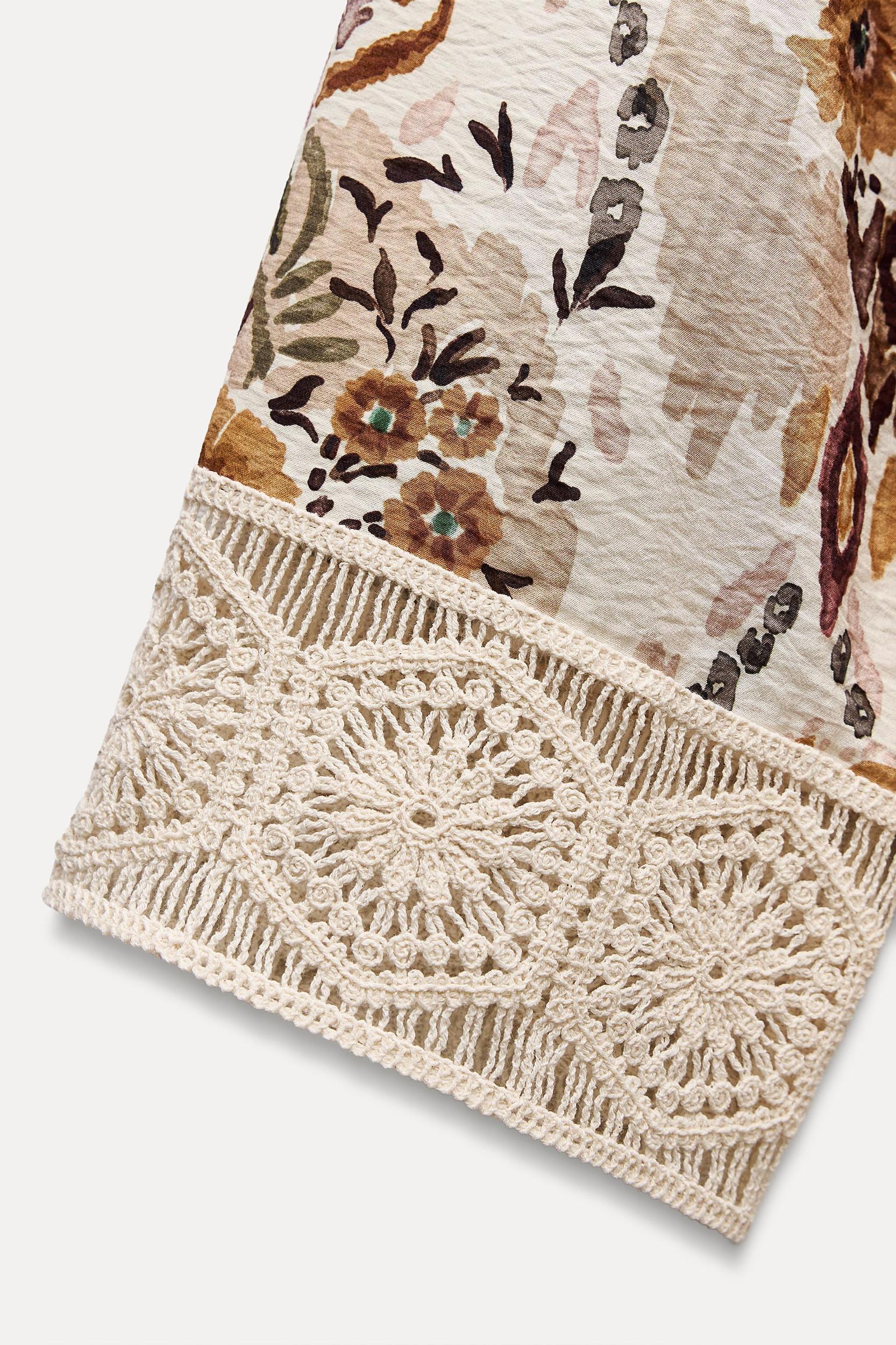 PRINTED GUIPURE CUFF SHIRT Product Image