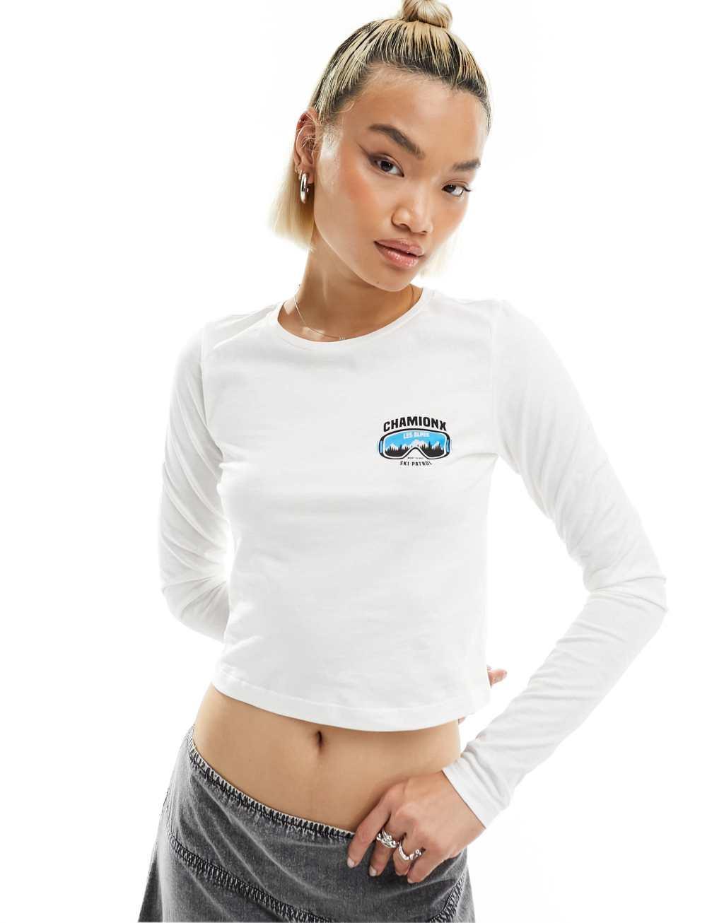 Noisy May crop long sleeve chamonix T-shirt Product Image