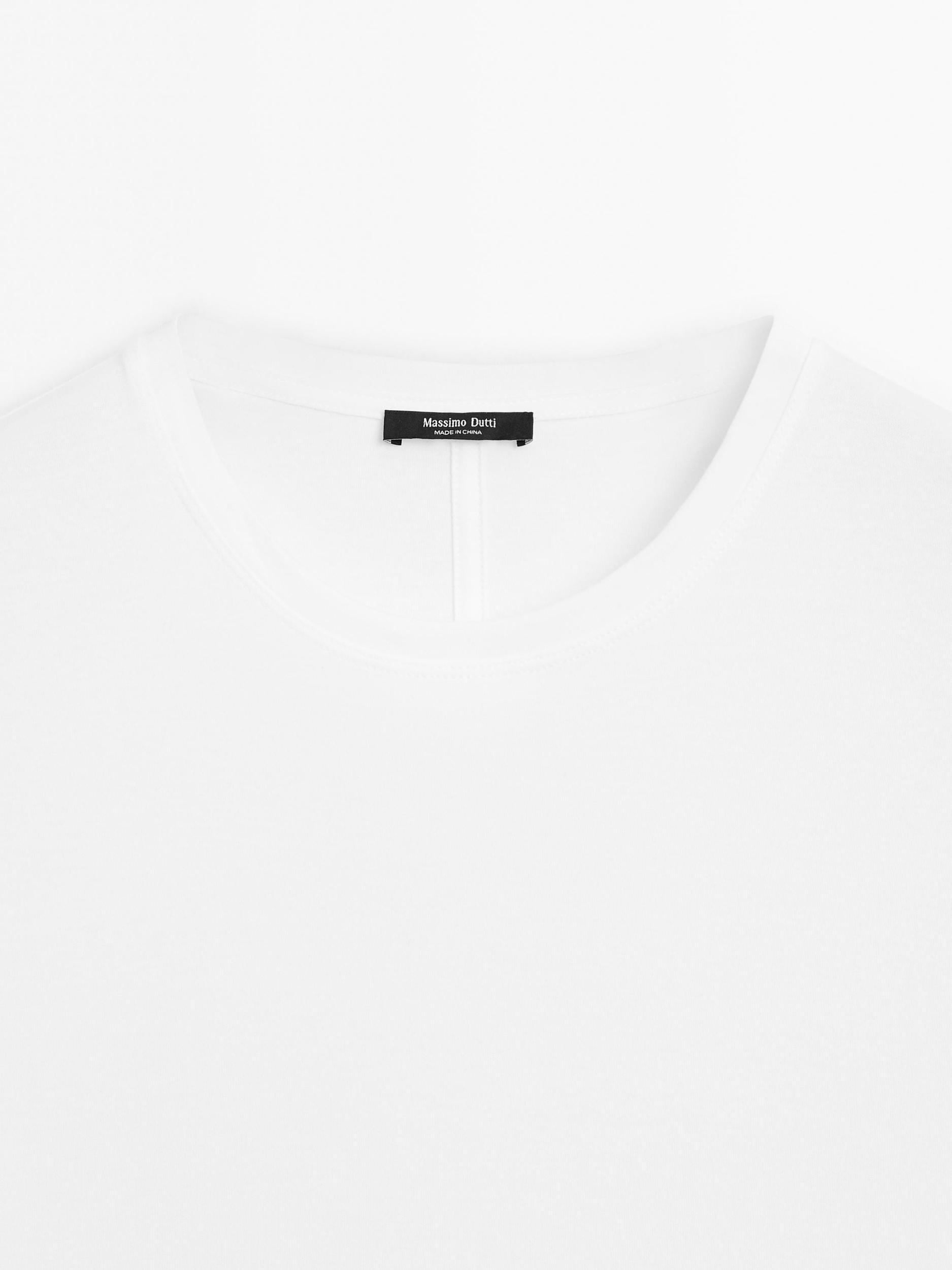 Short-sleeve T-shirt with back seam detail Product Image