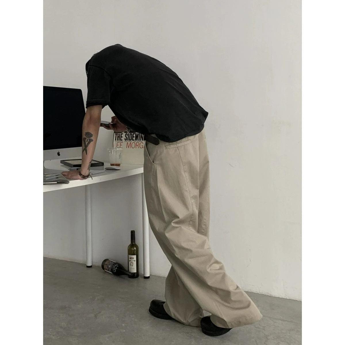 RT No. 18732 ARC STRAIGHT PANTS Product Image