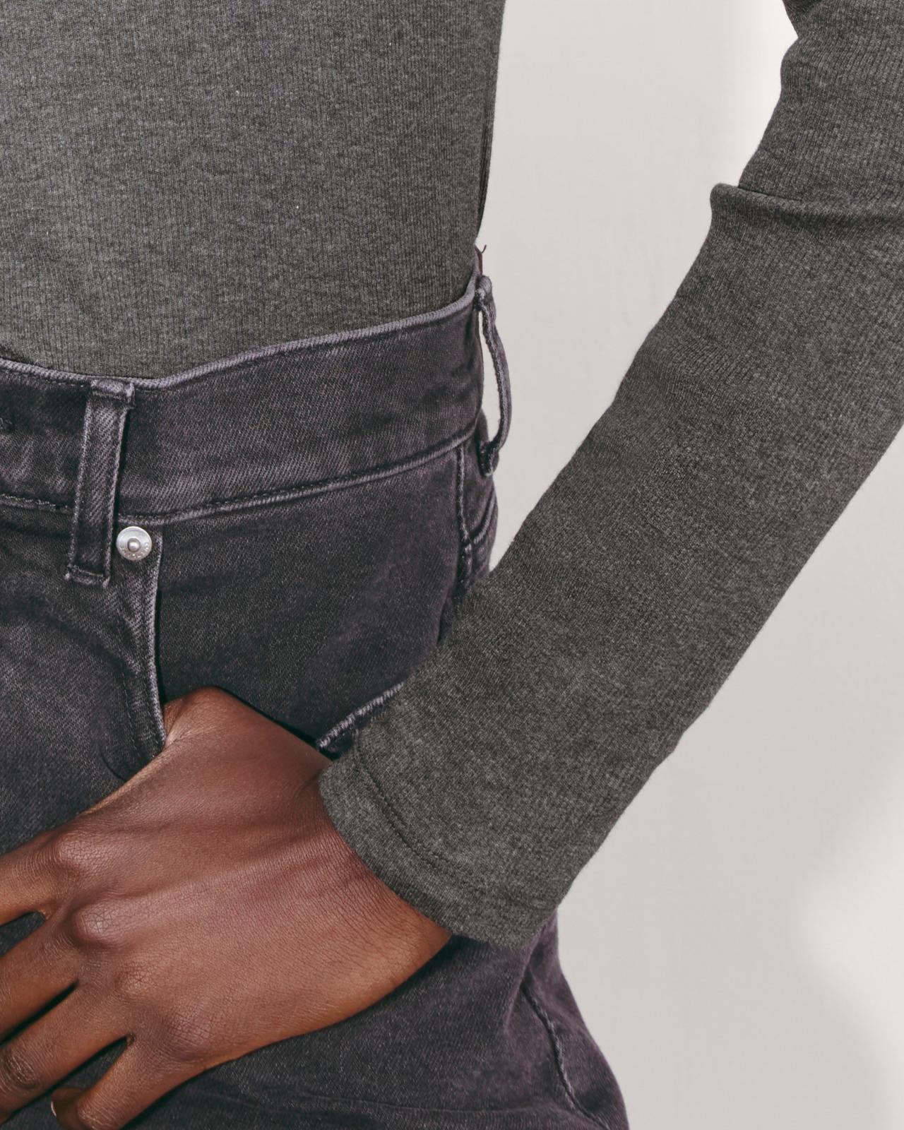 The Luxe Rib Turtleneck Product Image