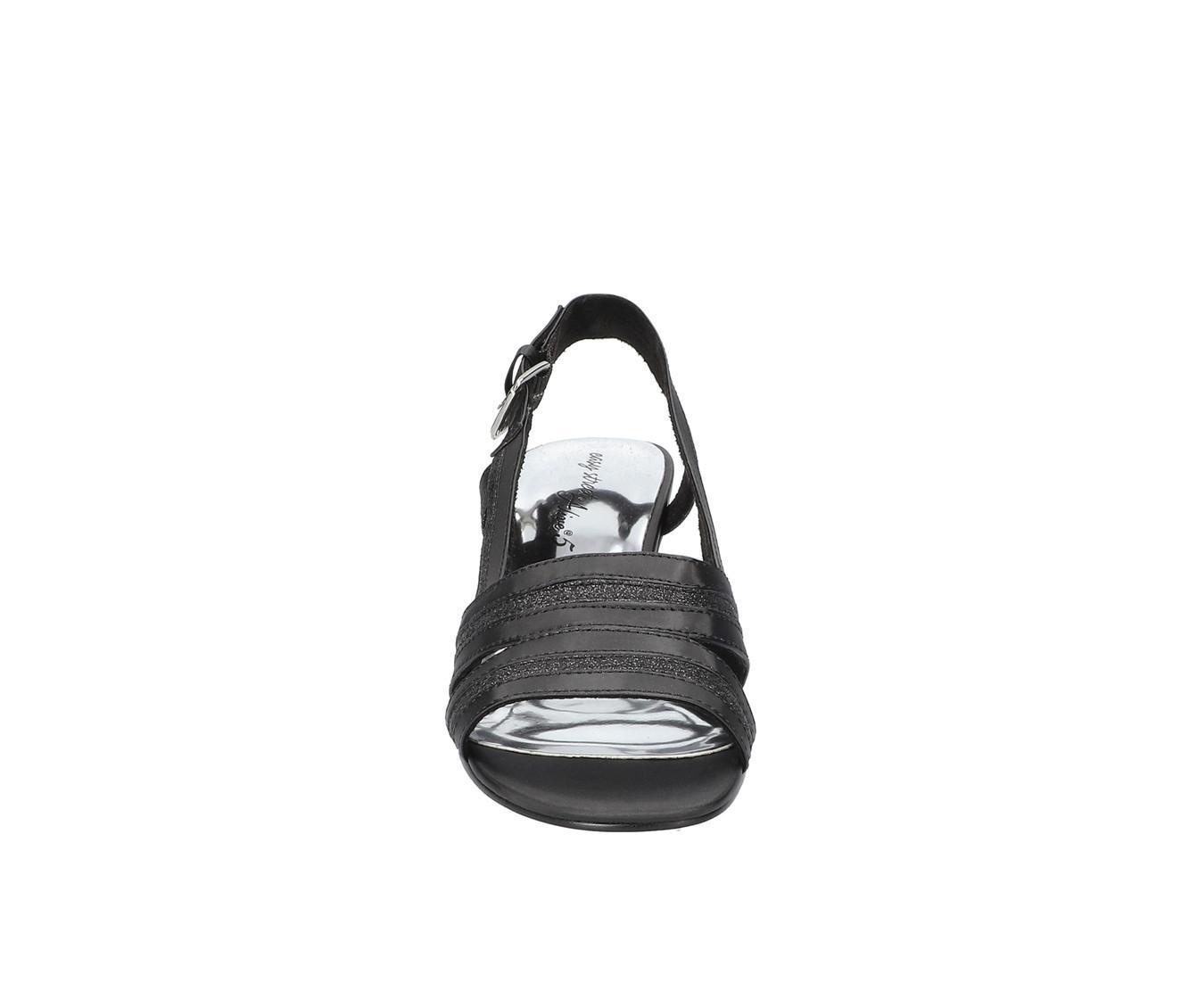 Women's Easy Street Meghan Pumps Product Image