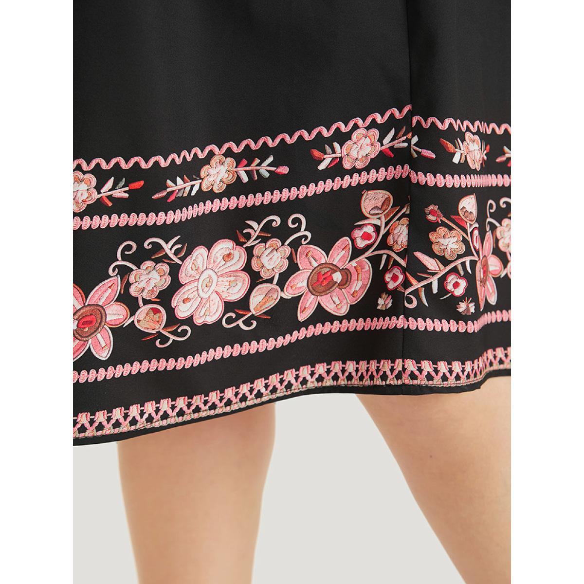 Plus Size Bandana Print Lantern Sleeve Pocket Dress Black Women Resort Elastic cuffs Round Neck Long Sleeve Curvy Knee Dress BloomChic 28/5X Product Image