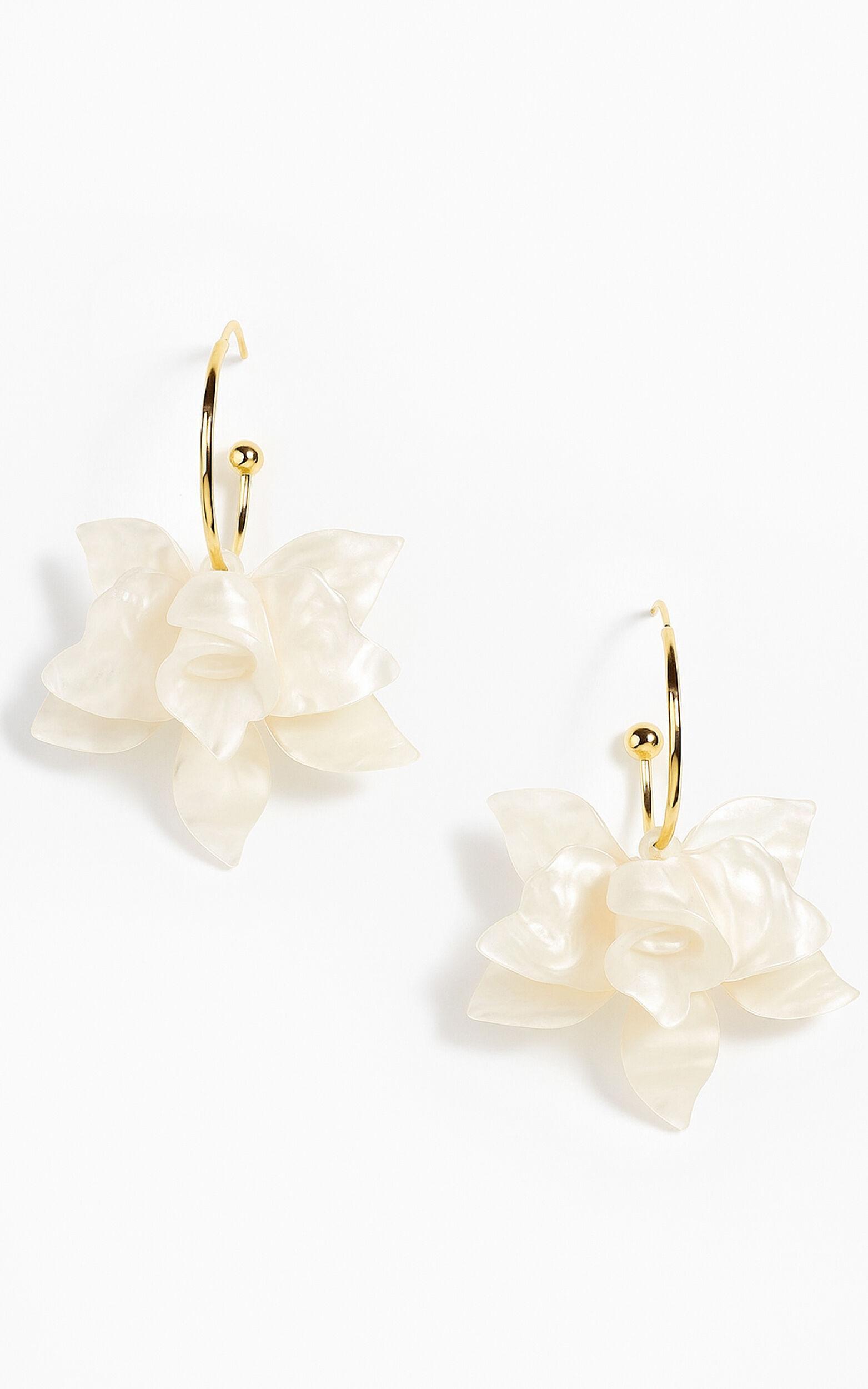 Alessandra Earrings - Pearl Flower Hoop Earrings in Shell Product Image