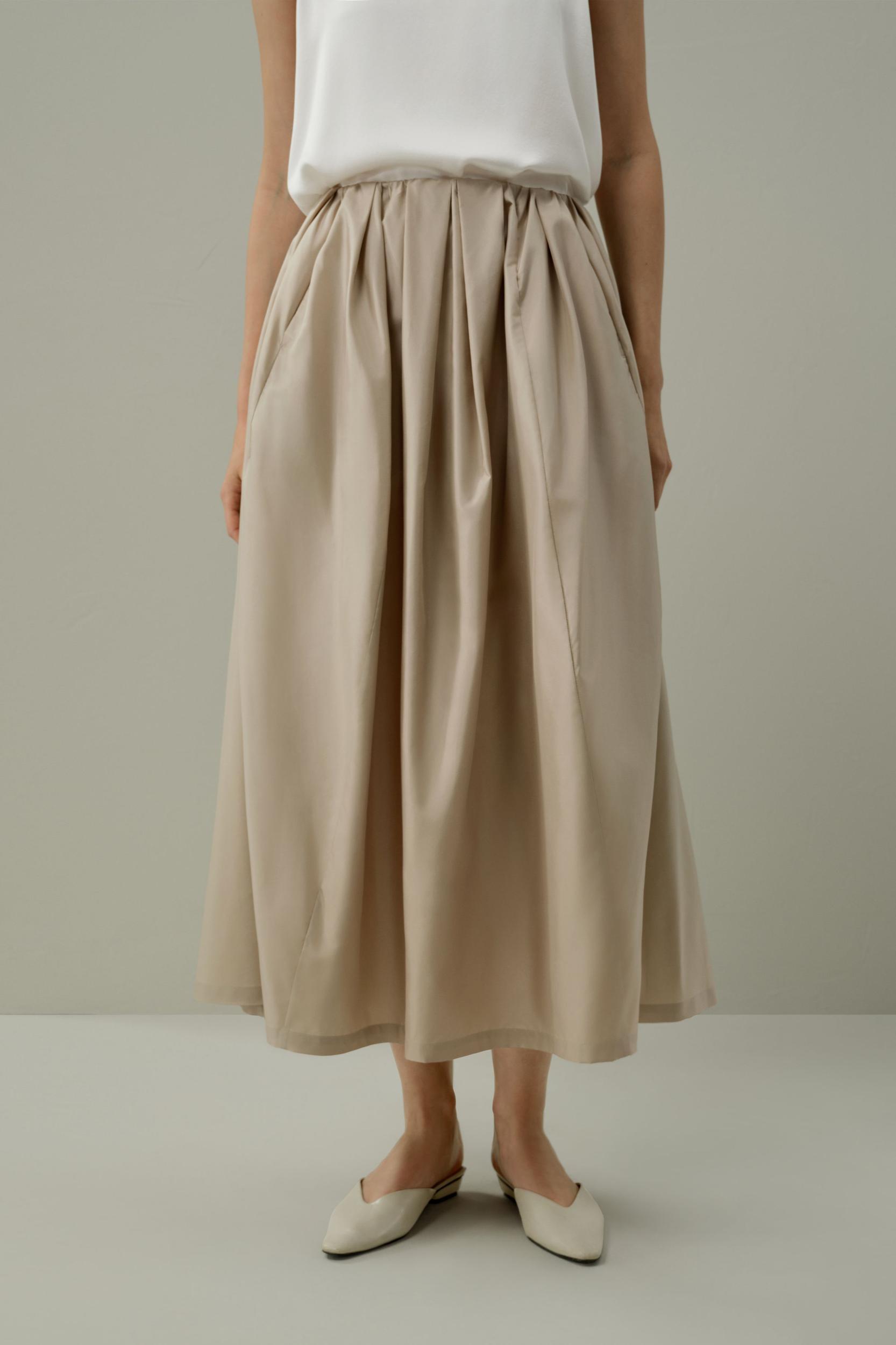 Waist-Pleated Silk Taffeta Skirt Product Image