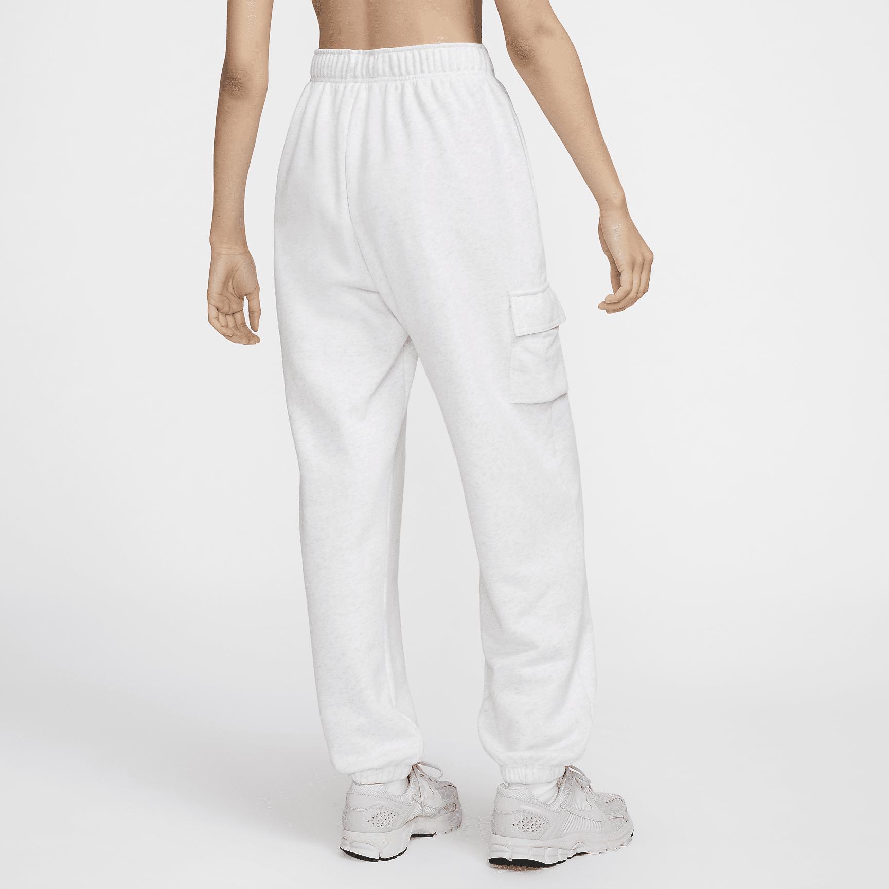 Nike Sportswear Club Fleece Women's Mid-Rise Oversized Cargo Sweatpants Product Image