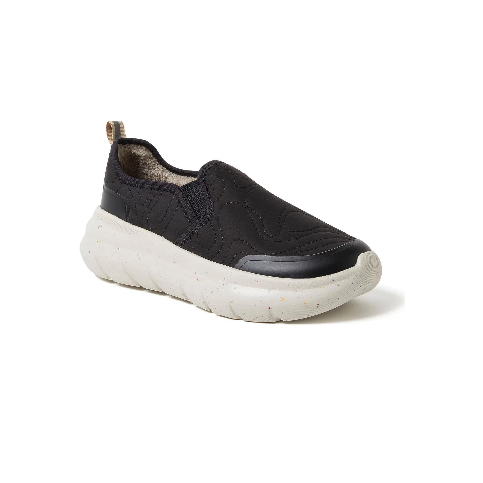 Dearfoams Crimson Womens Slip-On Shoes Product Image