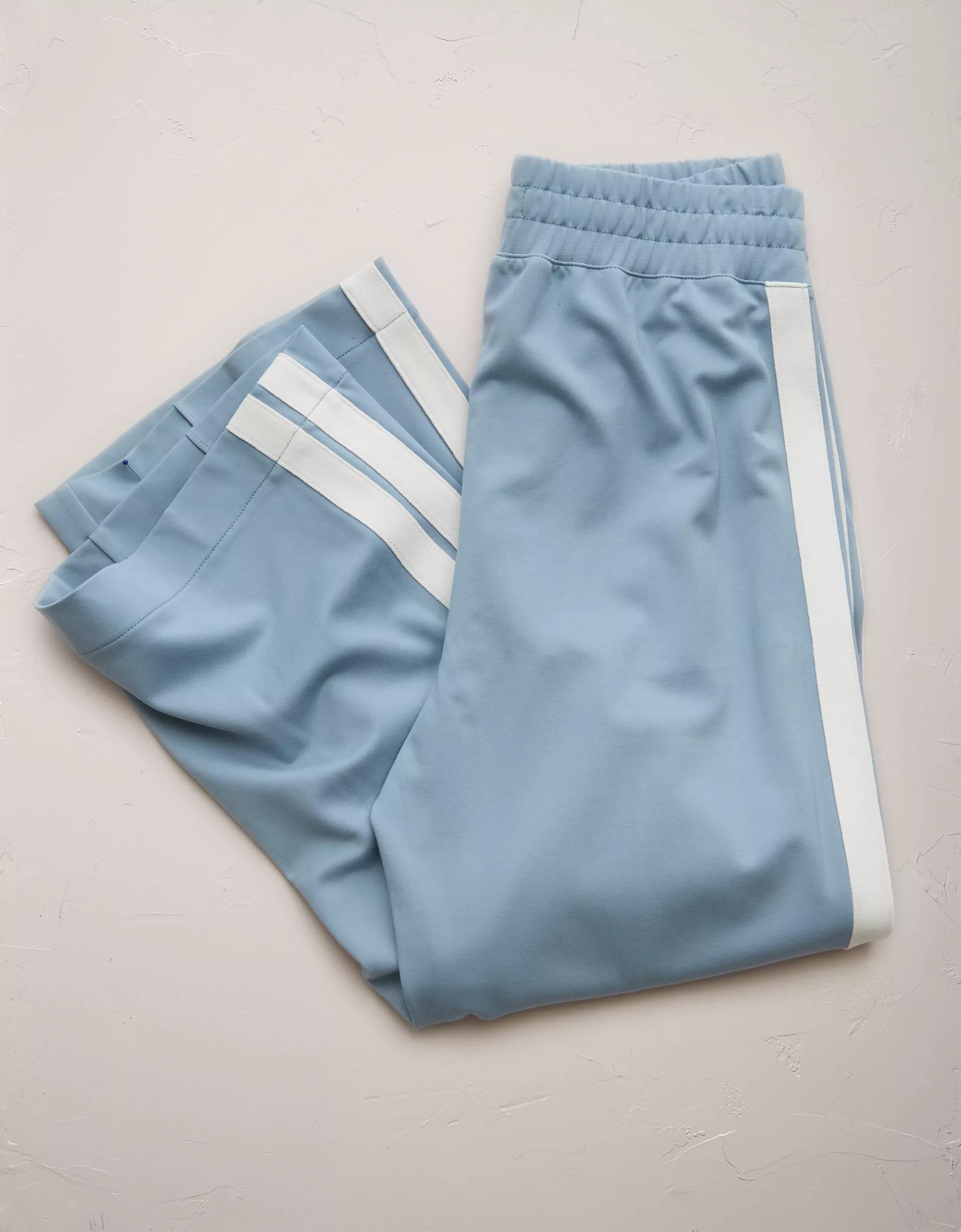 AE77 Premium Straight Track Pant Product Image