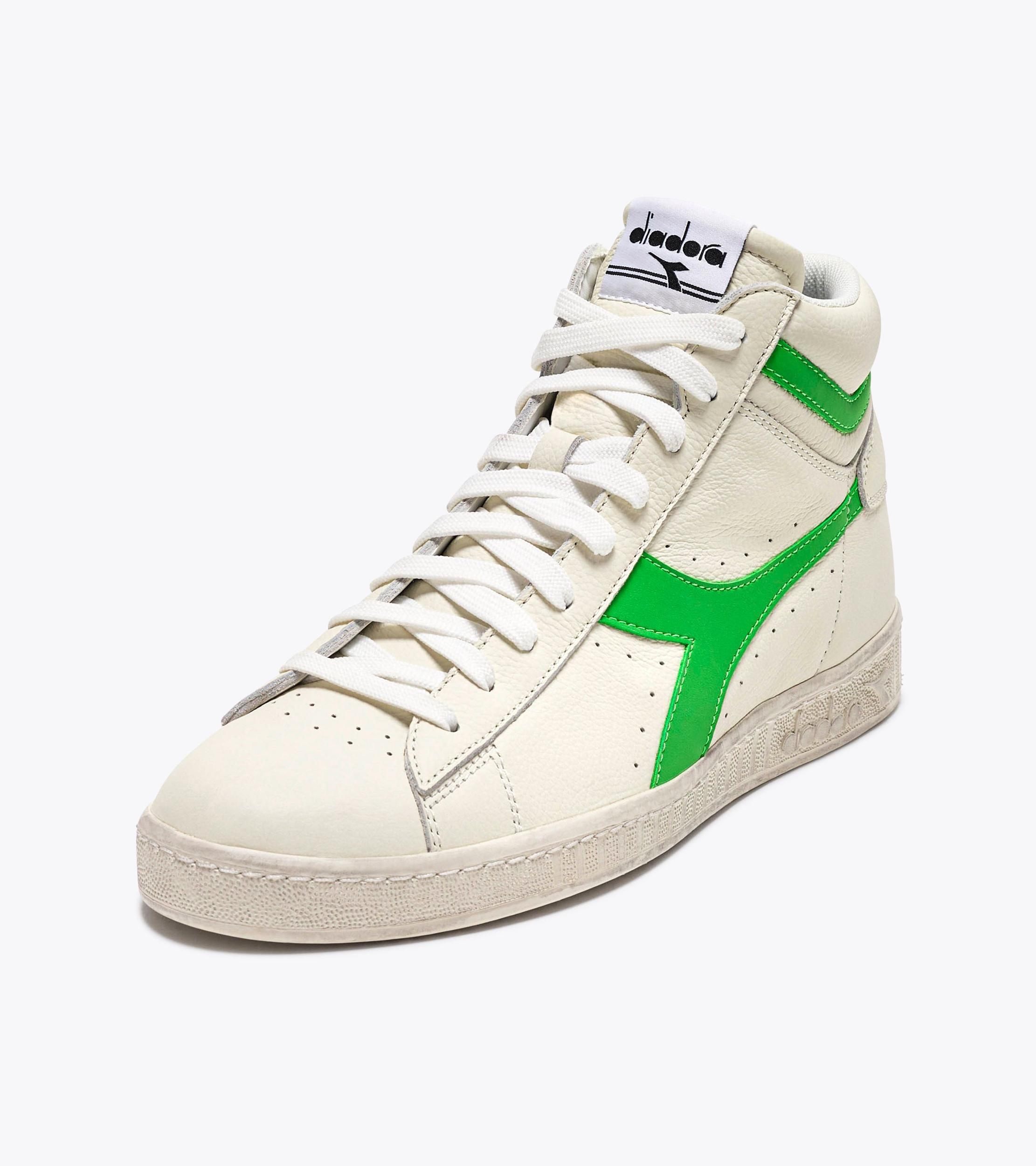 GAME L HIGH FLUO WAXED Product Image