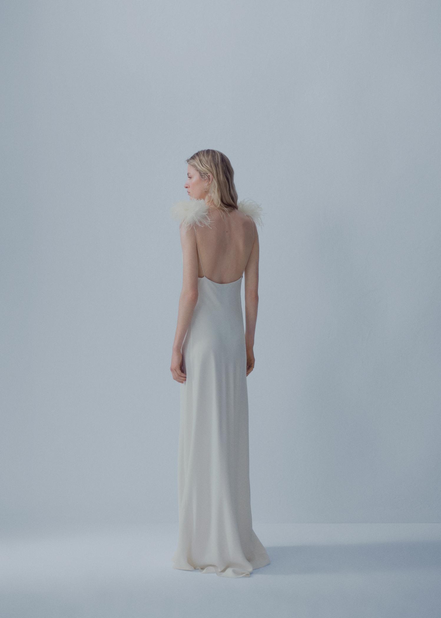 Slip dress with feather detail - Women | MANGO USA Product Image