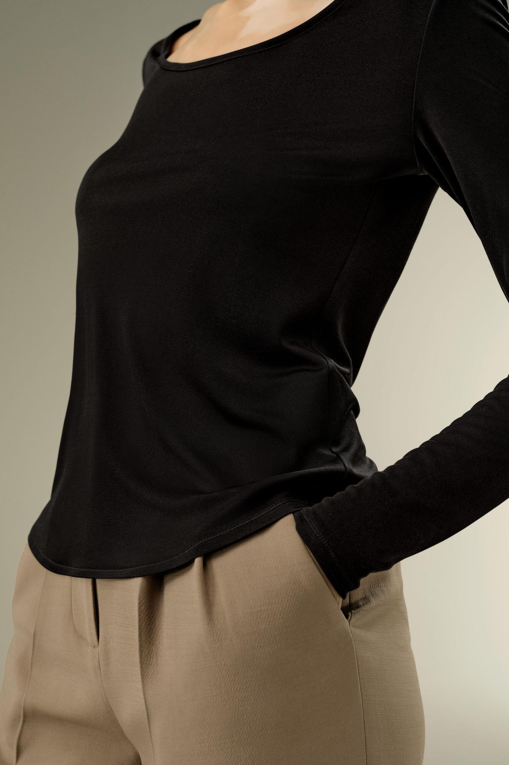 Scoop-Neck Pure Silk Slim Fit Top Product Image