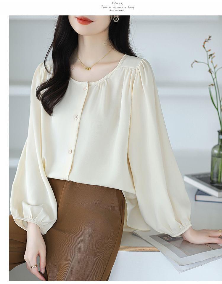 Puff-Sleeve Scoop Neck Plain Blouse Product Image