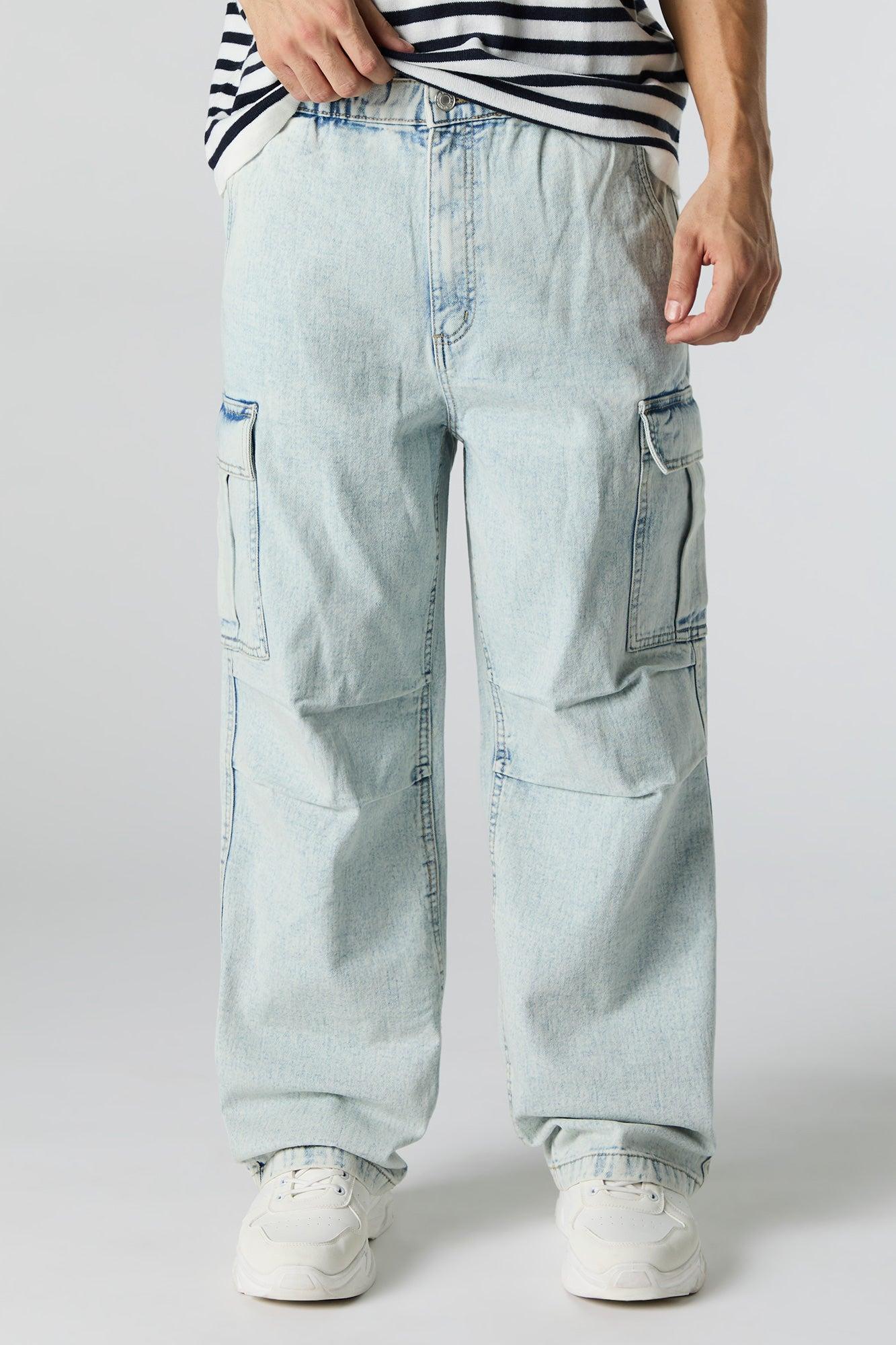 Low Rise Baggy Cargo Jean Male Product Image