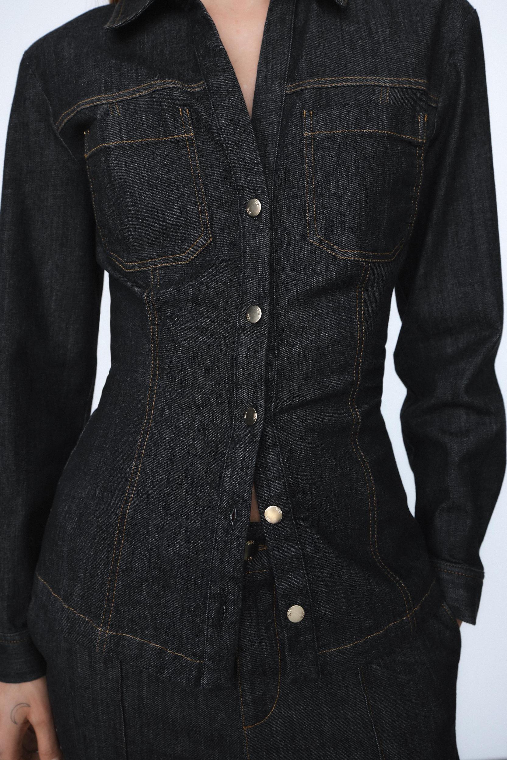 FITTED DENIM SHIRT Product Image