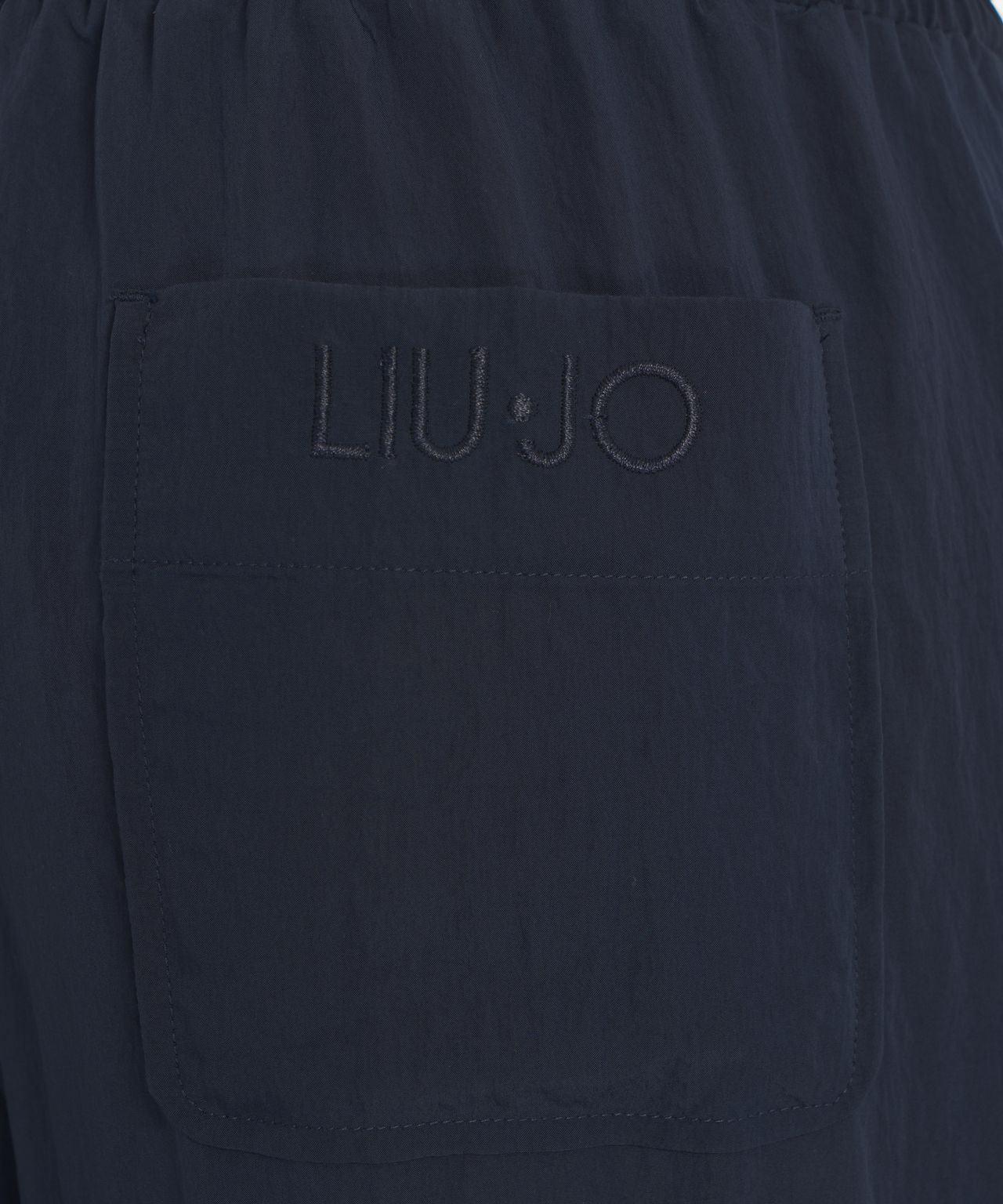 Joggers in viscose blend Product Image
