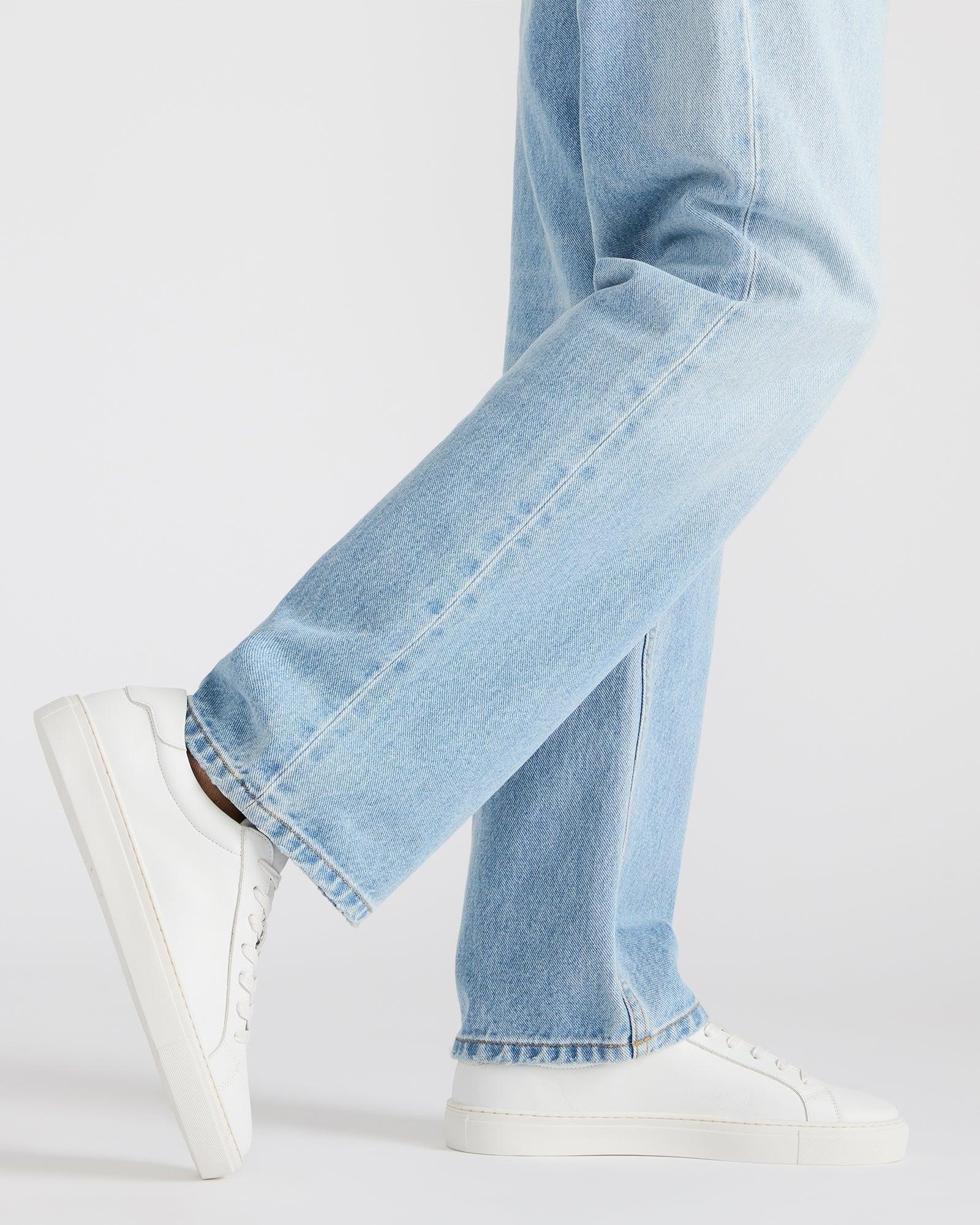 BONDD WHITE LEATHER Male Product Image