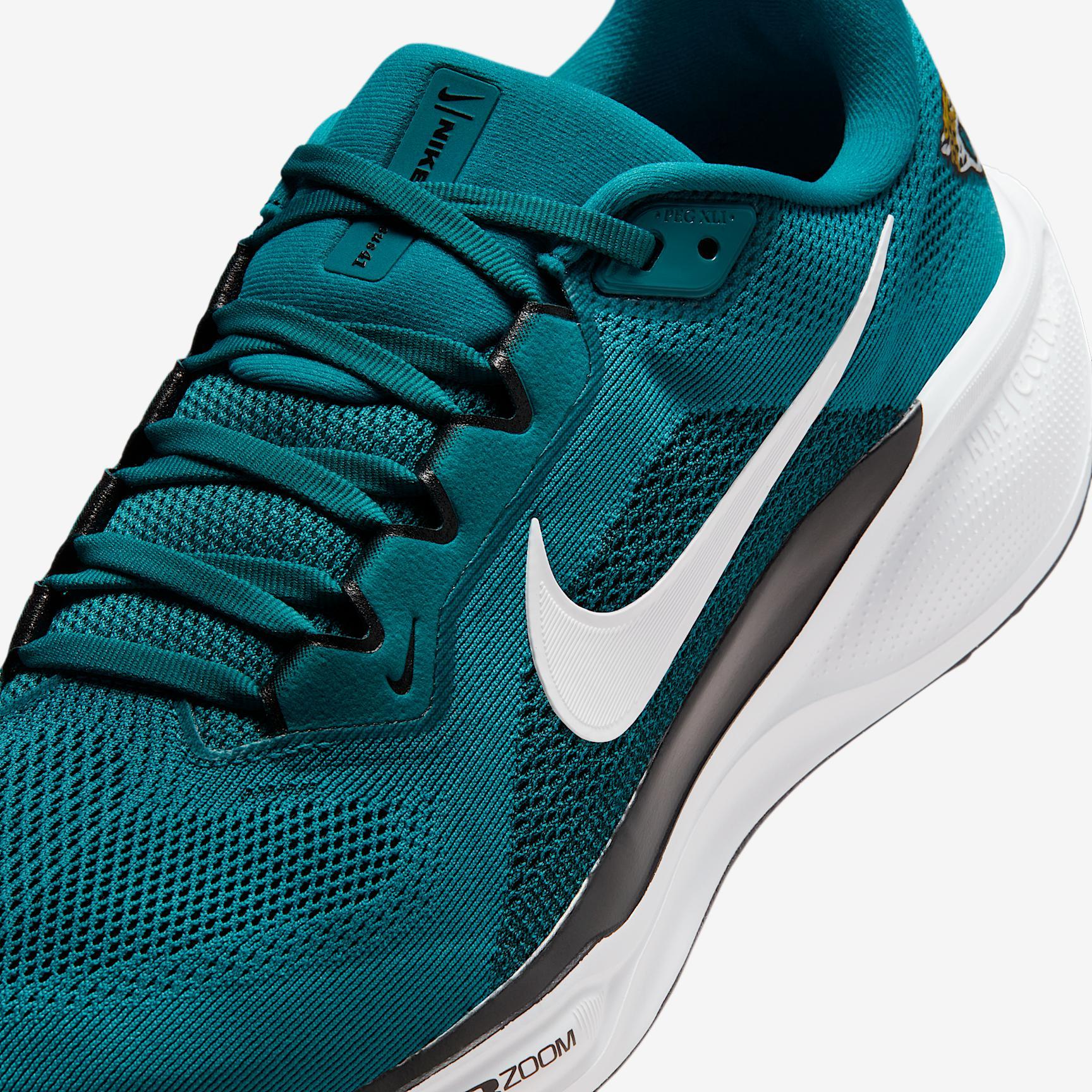 Jacksonville Jaguars Pegasus 41 Men's Nike NFL Road Running Shoes Product Image