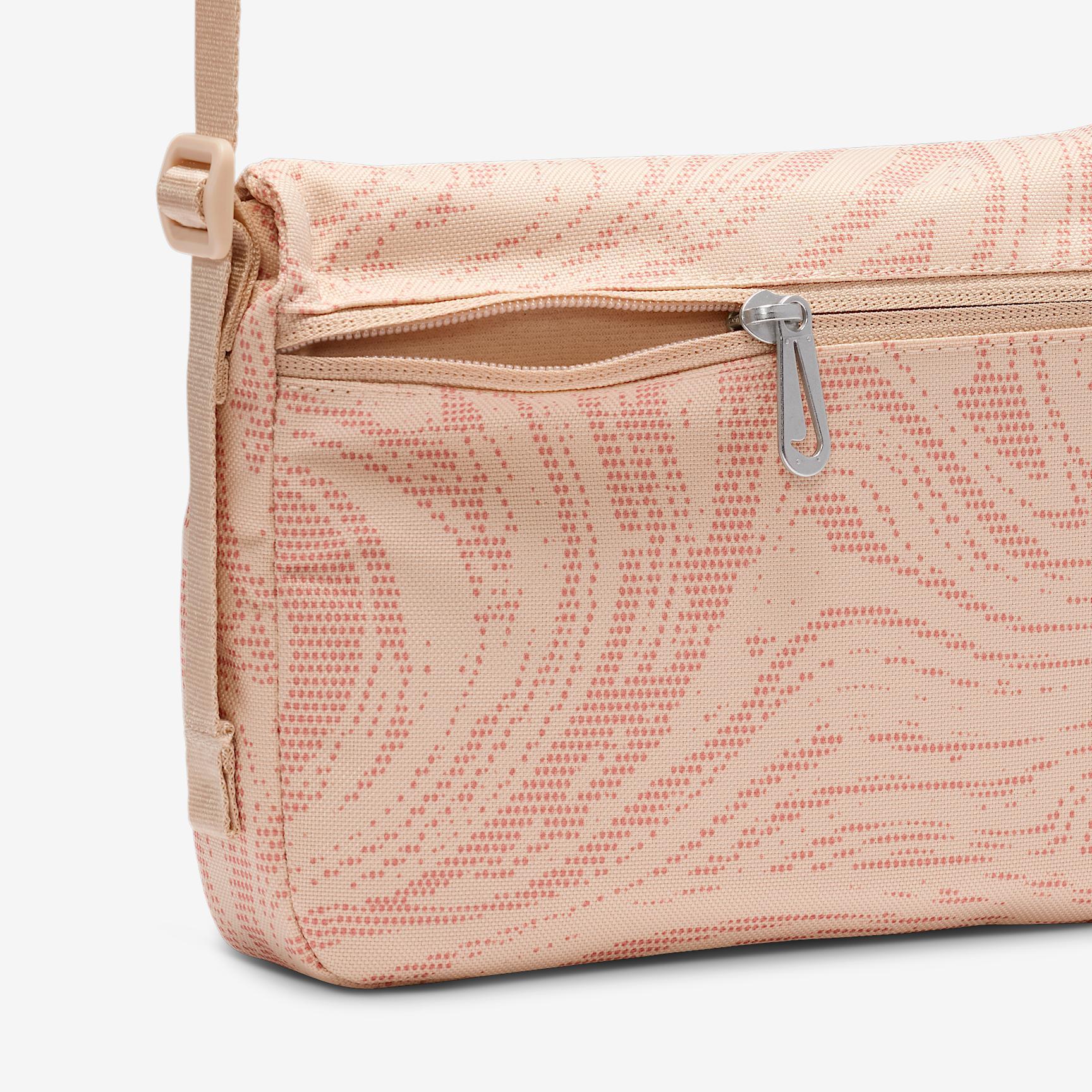 Nike Sportswear Futura 365 Women's Crossbody Bag (3L) Product Image