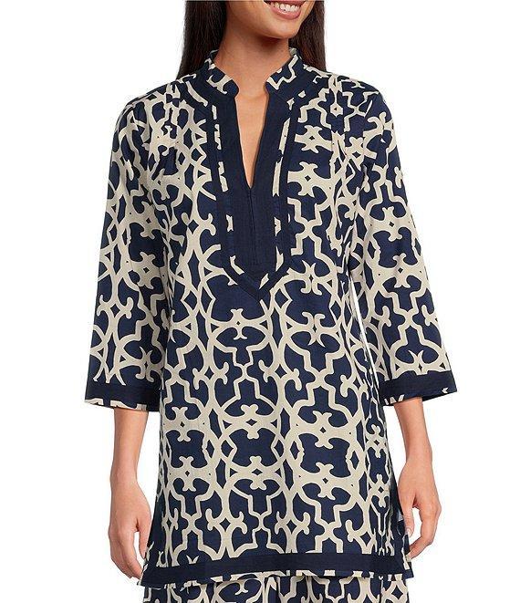 Ro's Garden Toyko Printed Woven Split V-Neck 3/4 Sleeve Tunic Top Product Image