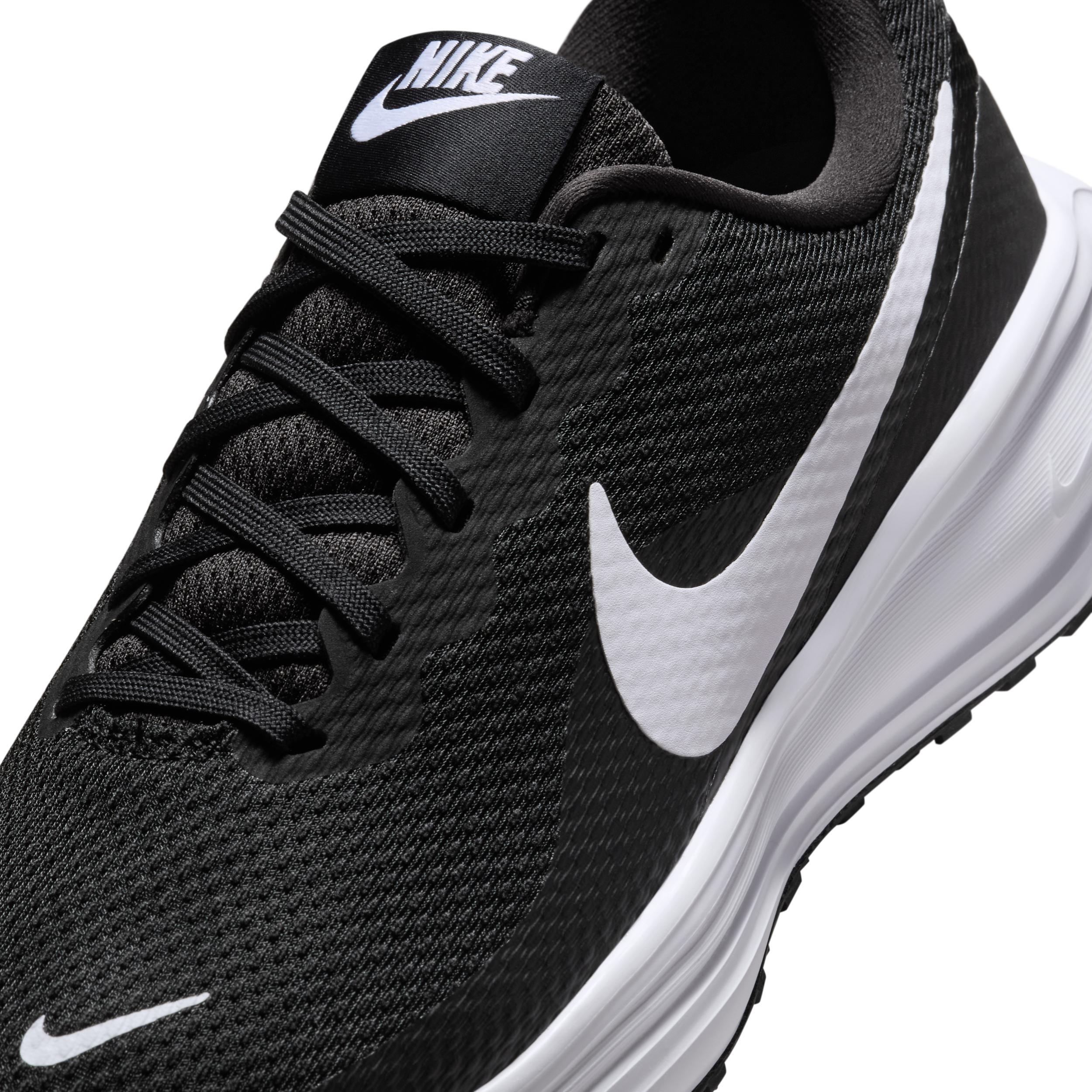 Nike Women's Revolution 8 Road Running Shoes (Extra Wide) Product Image
