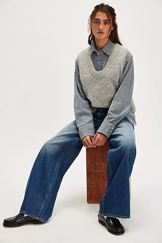 Rolla's Studio Flare Scoop Pocket Jeans Product Image