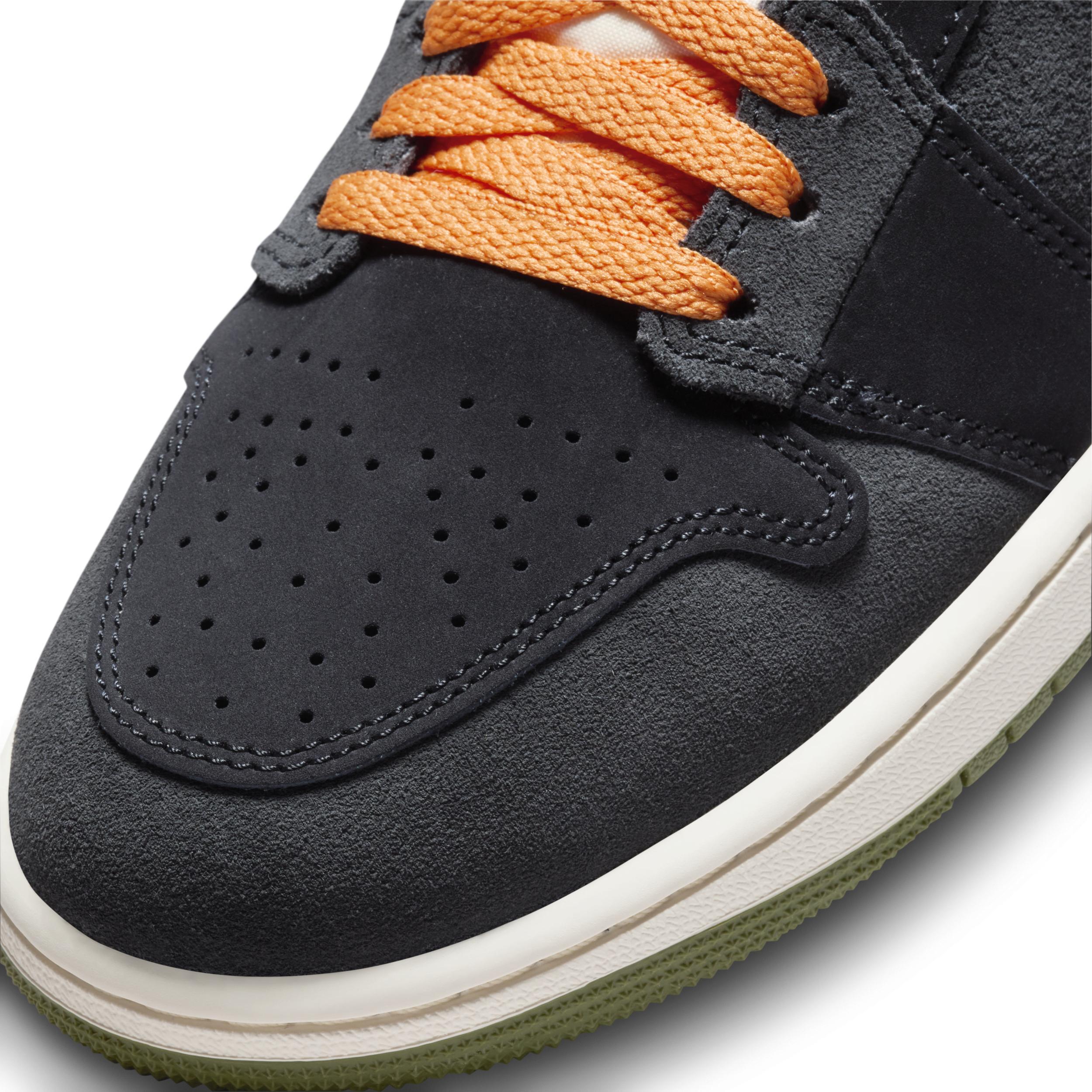 Jordan Mens AJ 1 Mid SE - Basketball Shoes Grey/Black/Green Product Image