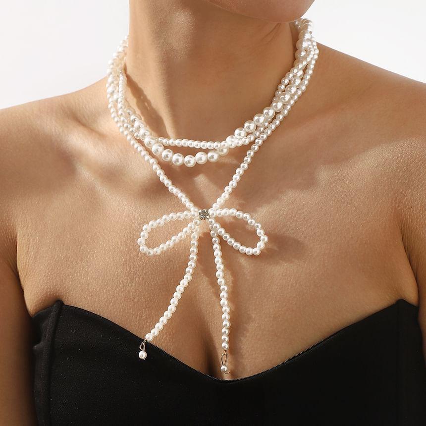 Faux Pearl Bow Necklace Product Image