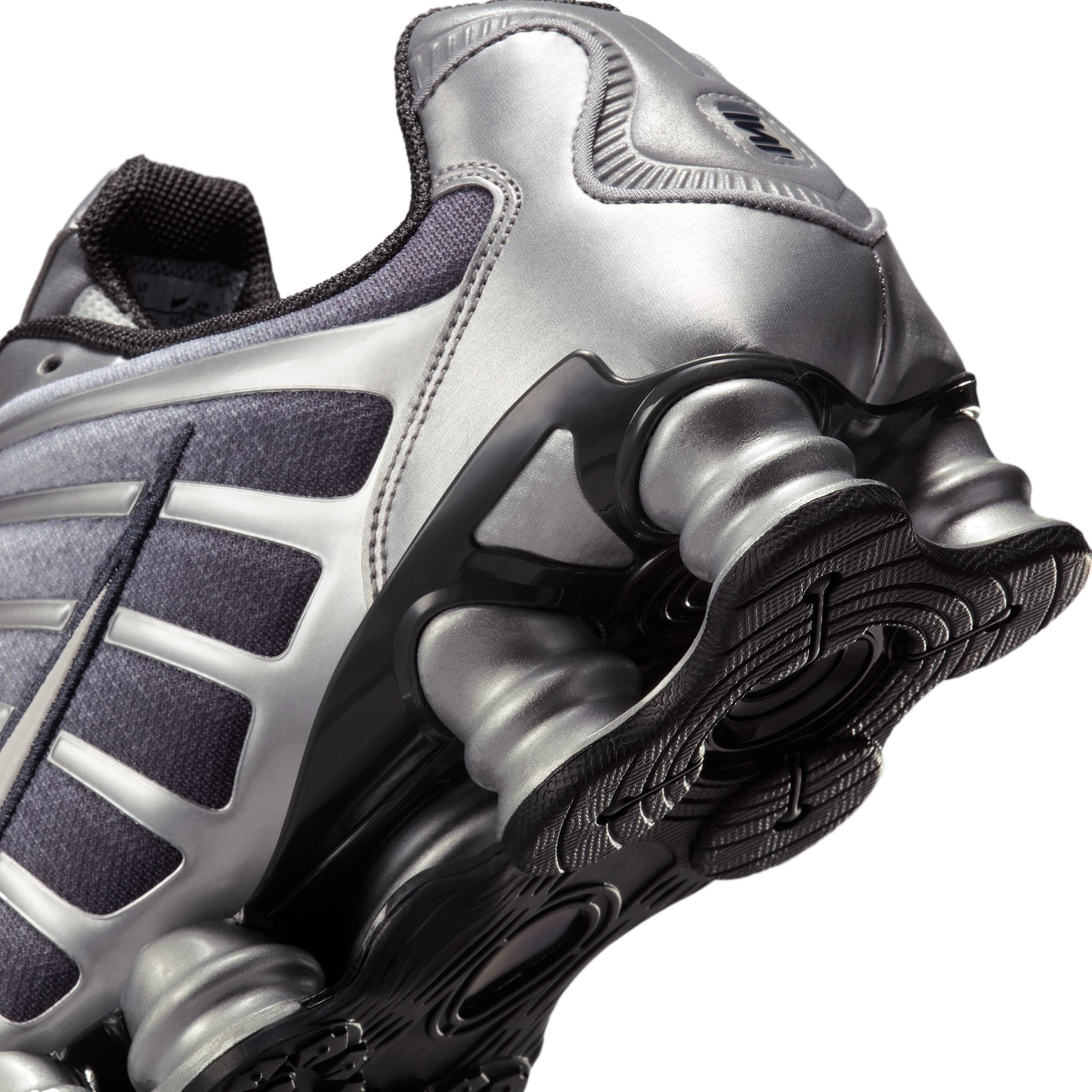 Nike Men's Shox TL Shoes Product Image