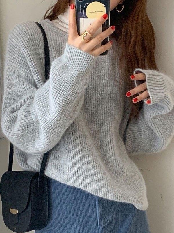 Solid Color Crew Neck Pullover Sweater Product Image
