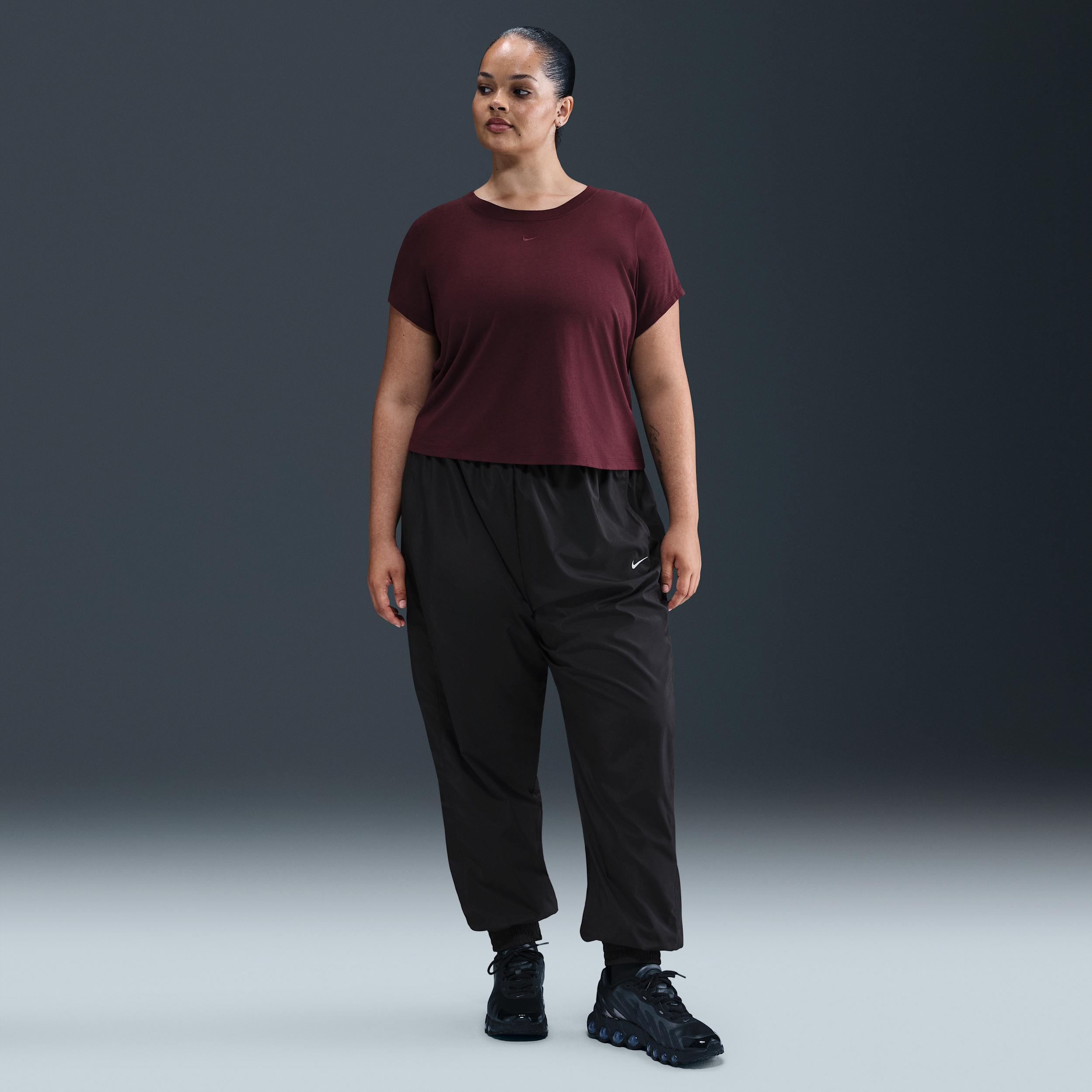 Women's Nike Sportswear Classic Wovens UV Protection Mid-Rise Loose Jogger Pants (Plus Size) Product Image