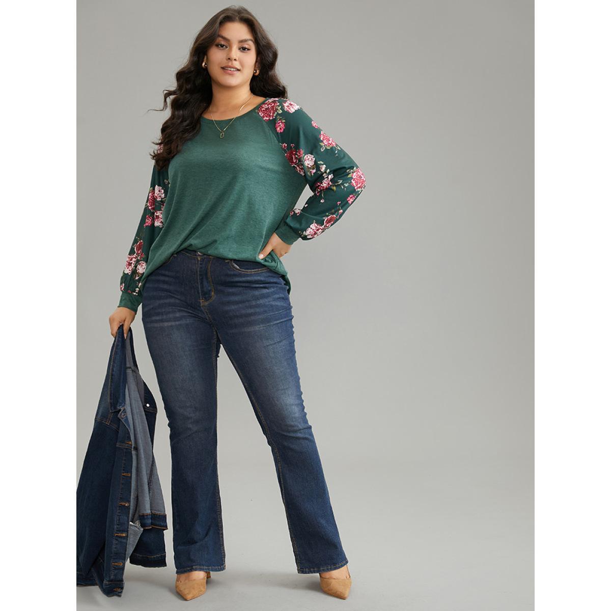 Plus Size Floral Patchwork Crew Neck Raglan Sleeve T-shirt DarkGreen Women Elegant Printed Floral Round Neck Dailywear T-shirts BloomChic 26/4X Product Image
