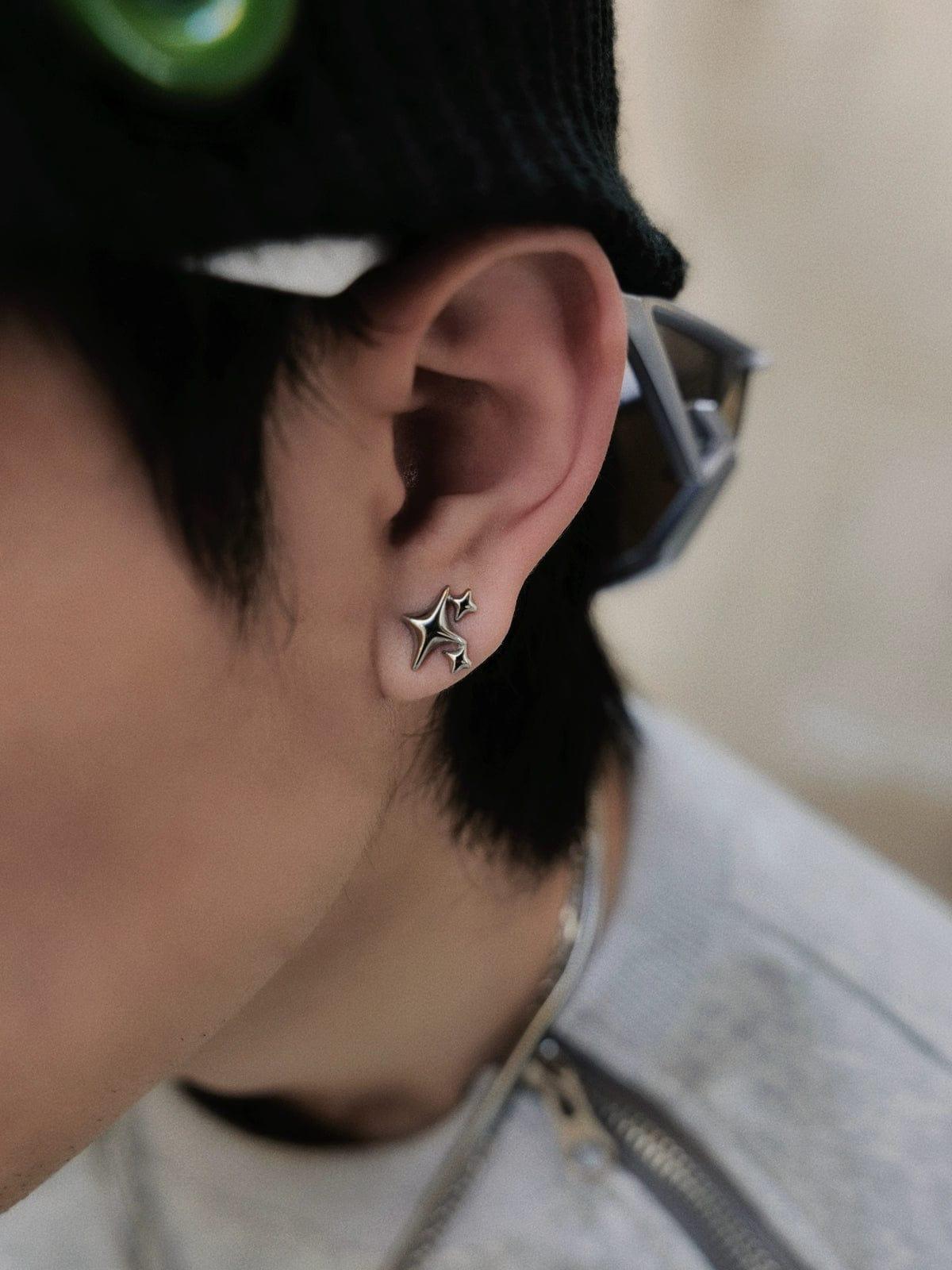 THREE STAR EARRING STUD Product Image