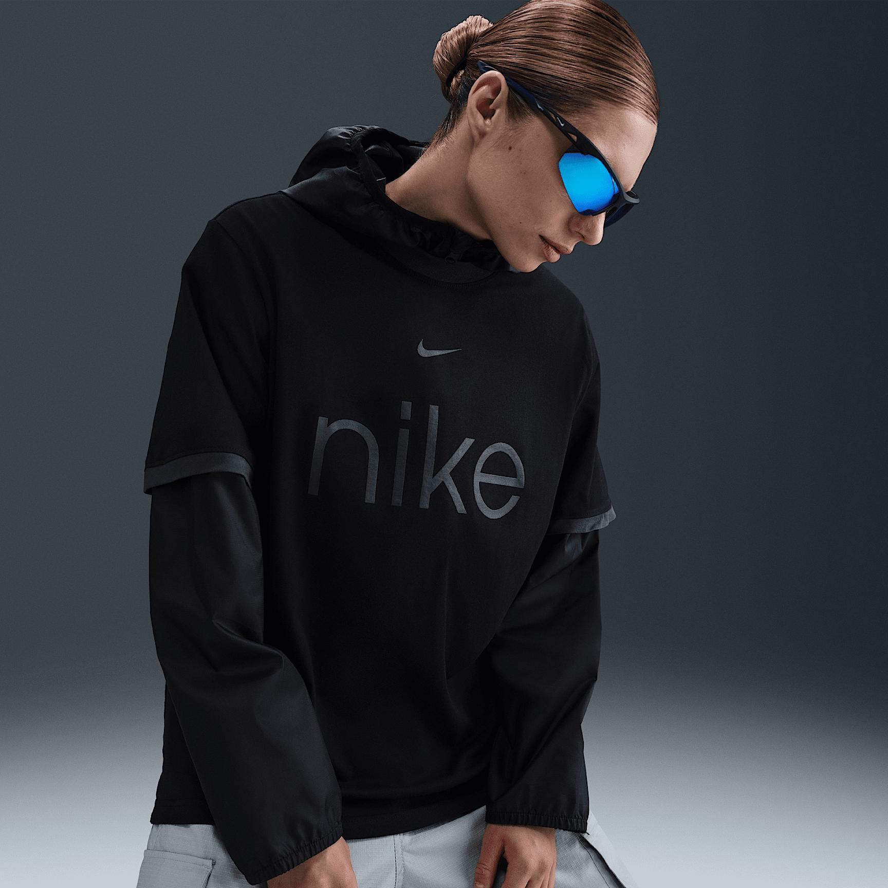 Nike Sportswear Essential Women's T-Shirt Product Image