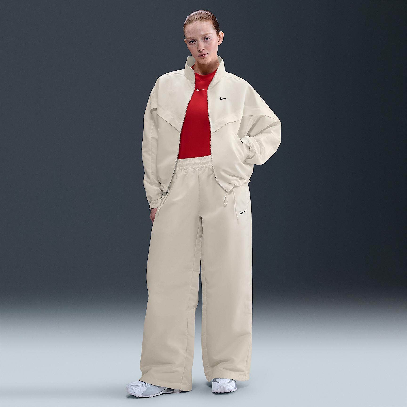 Nike Sportswear Windrunner Women's Shine Jacket Product Image