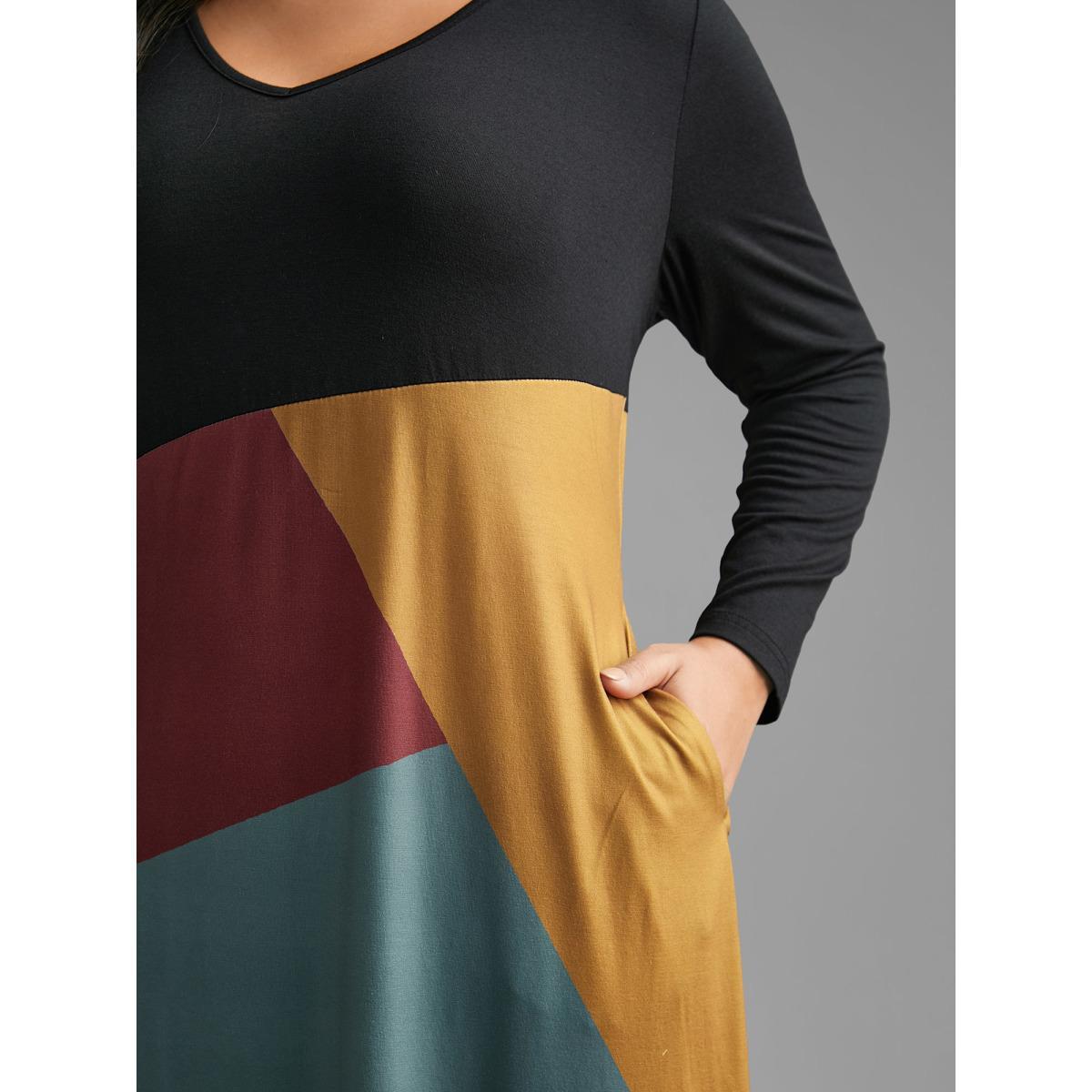 Plus Size Supersoft Essentials Colorblock Contrast Midi Dress Black Women Casual Contrast V-neck Long Sleeve Curvy BloomChic 26/4X Product Image