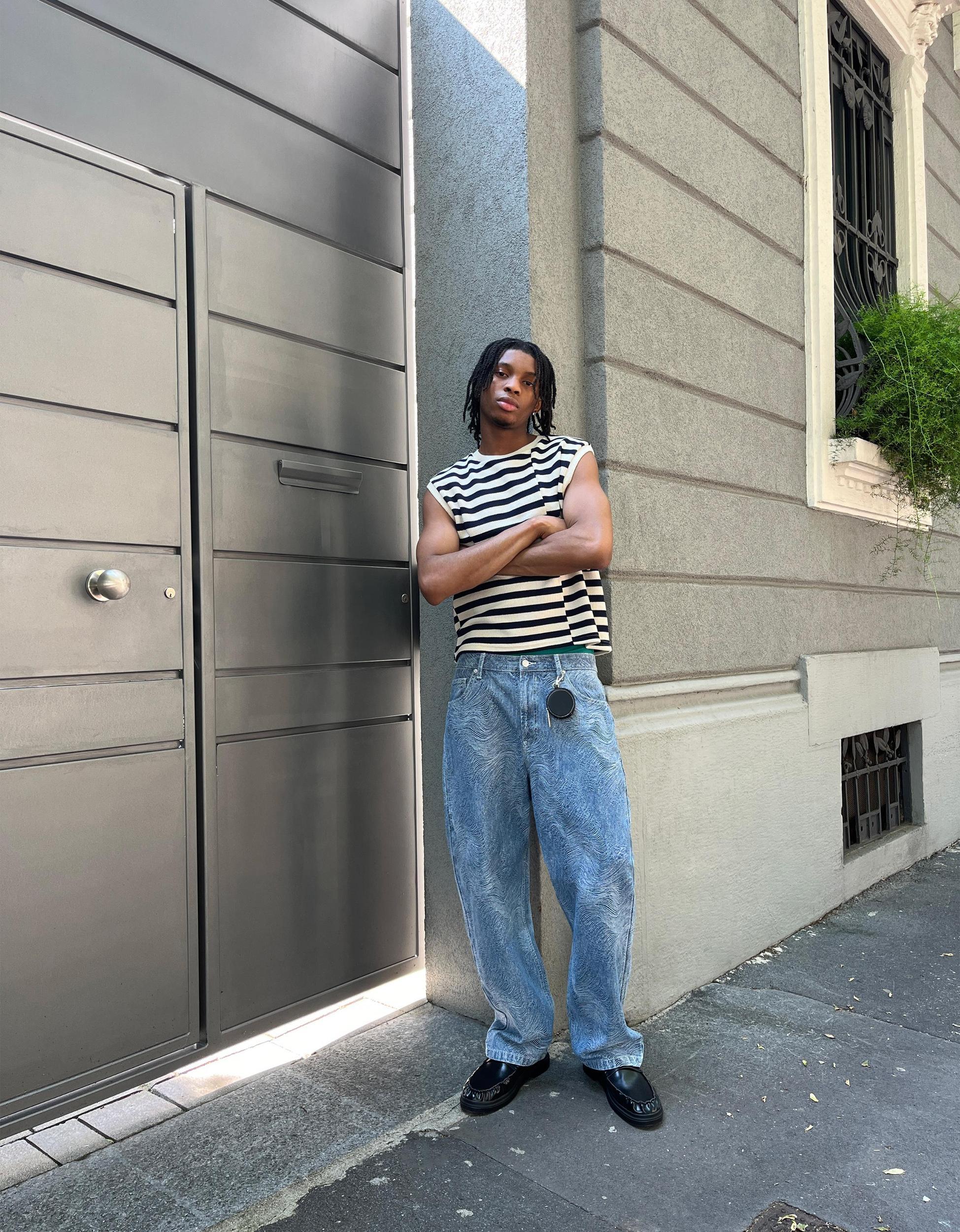 Striped vest Product Image