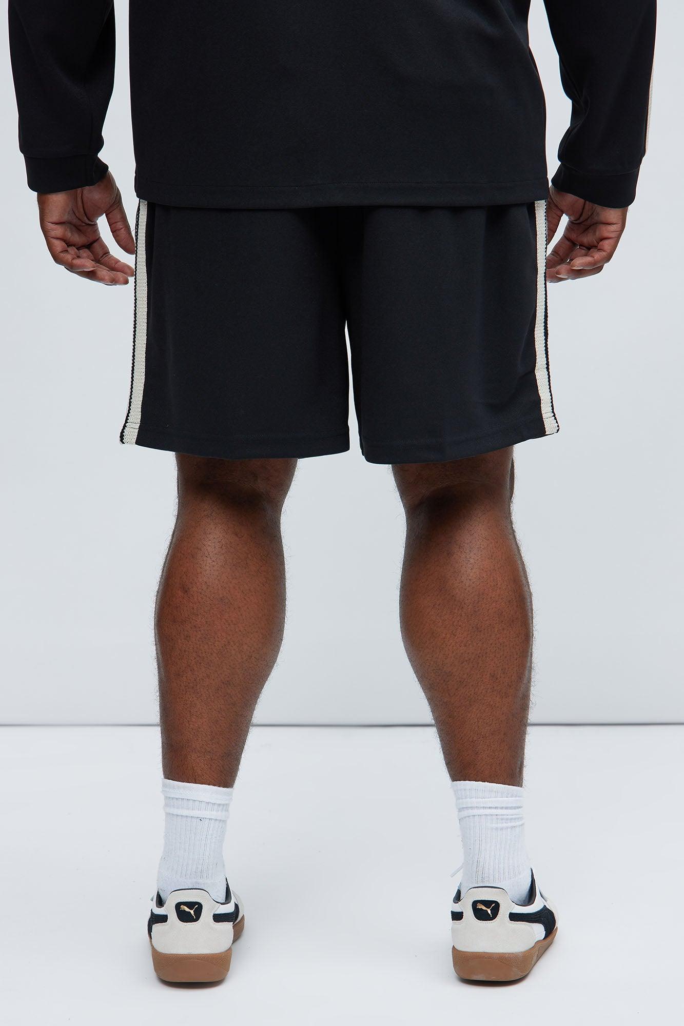 Dennis Relaxed Shorts - Black Product Image