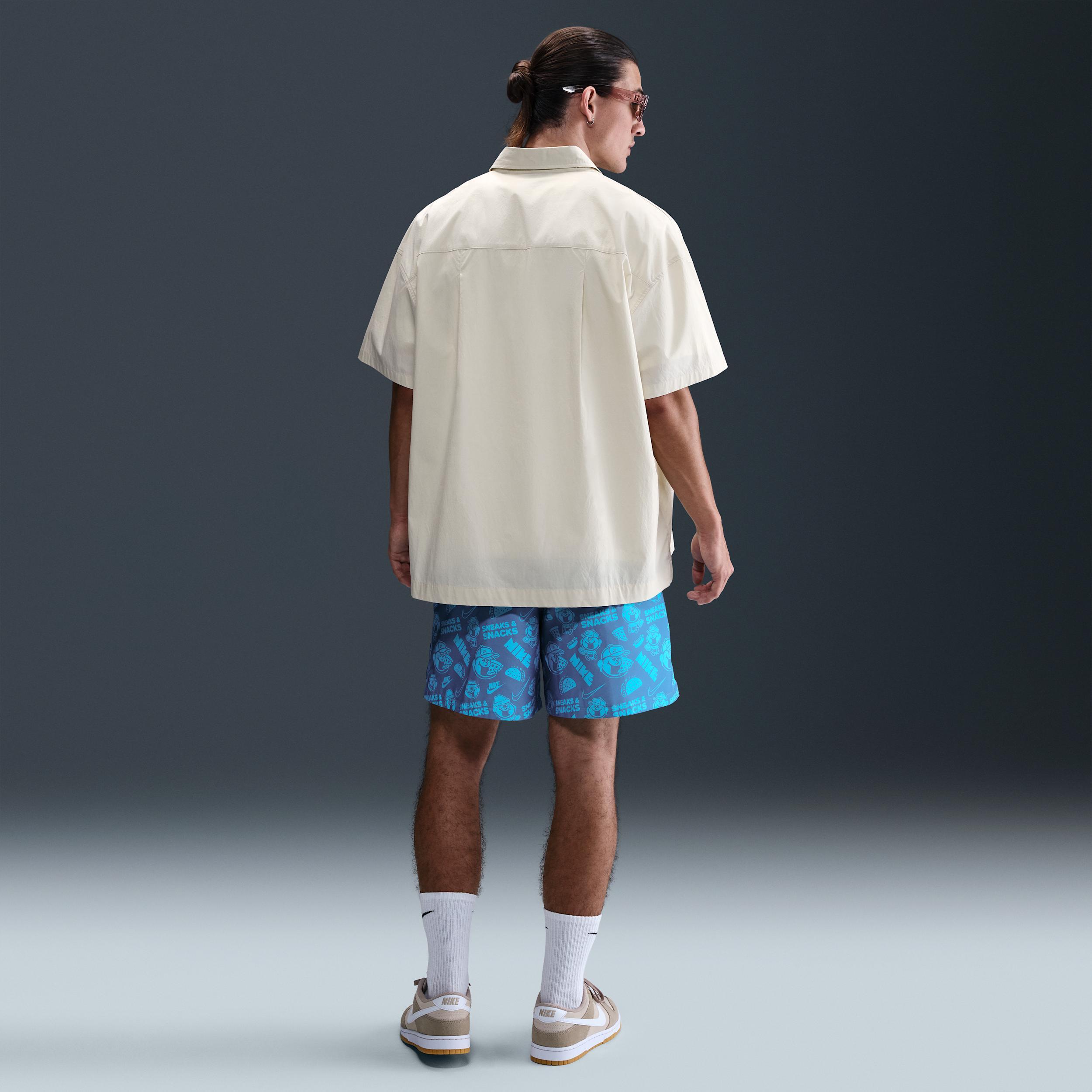Nike Men's Club Flow Shorts Product Image