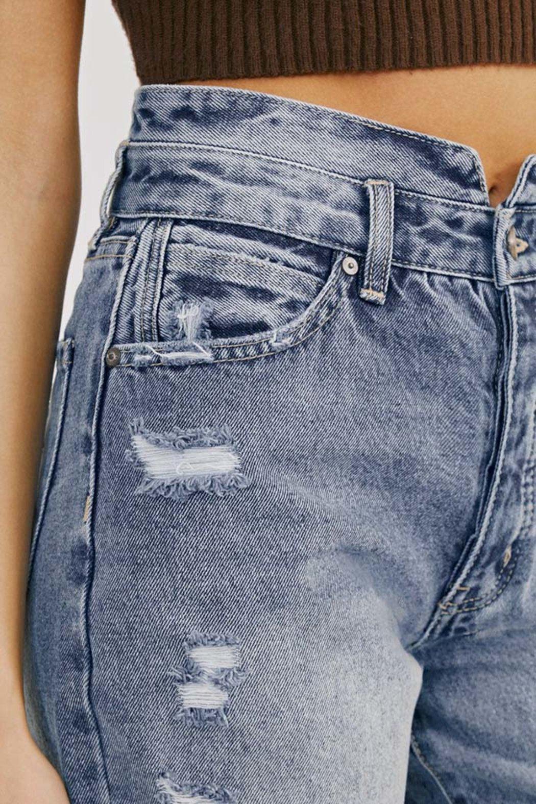 High Rise 90s Bermuda Shorts Product Image