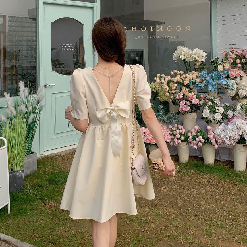 Short-Sleeve Plain Bow Back Mini A-Line Dress Product Image